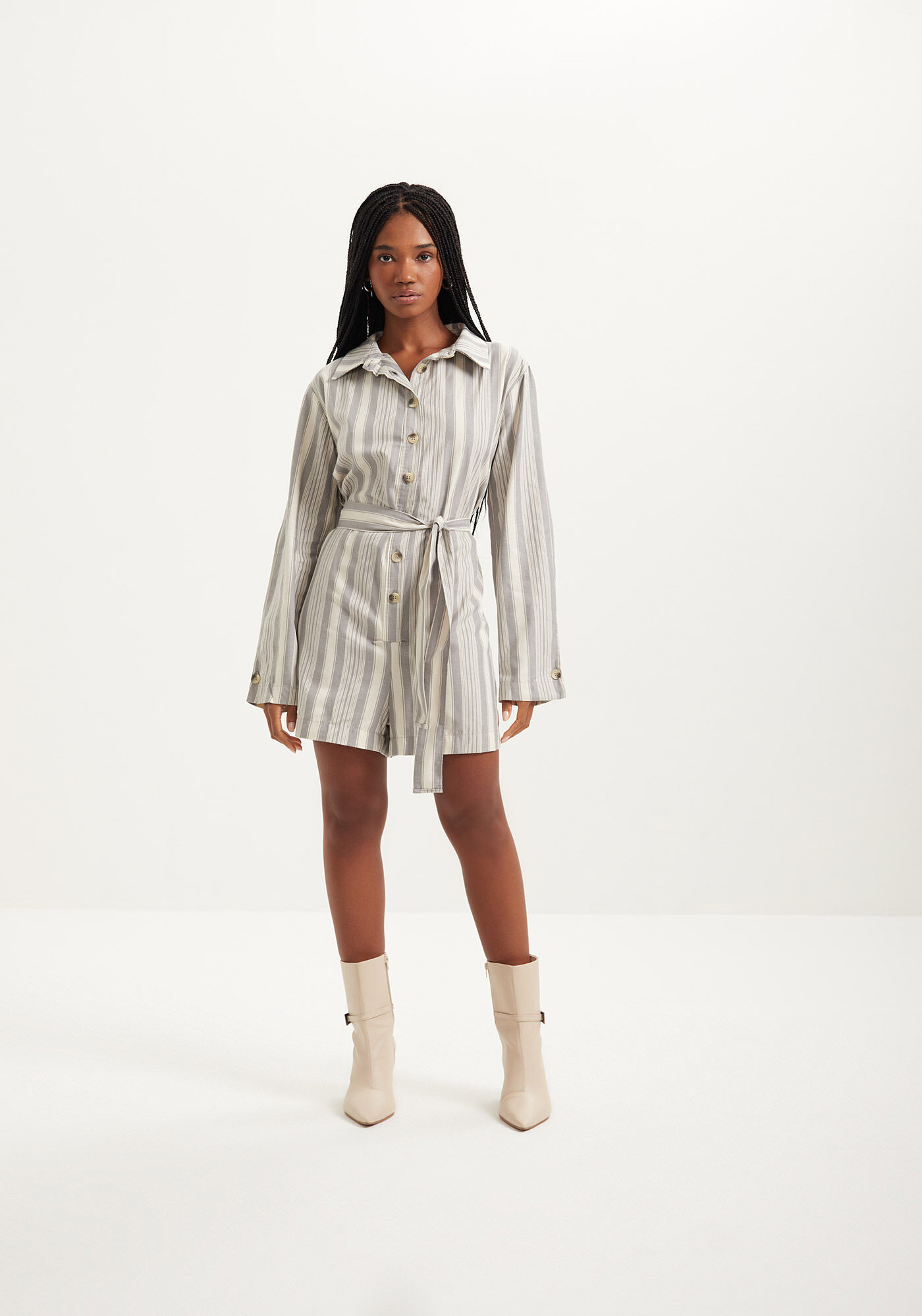 Macac&atilde;o Curto Listrado Com Mangas Amplas E Faixa Ajust&aacute;vel, CINZA METAL, large.