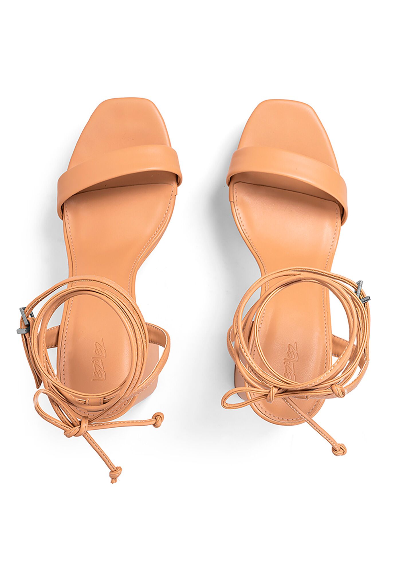 Sand&aacute;lia Meia Pata Salto Flare com Amarra&ccedil;&atilde;o, , large.