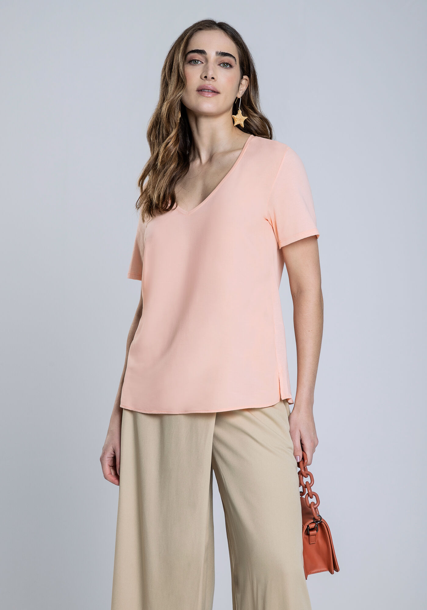 Blusa Manga Curta em Meia Malha com Decote V, , large.