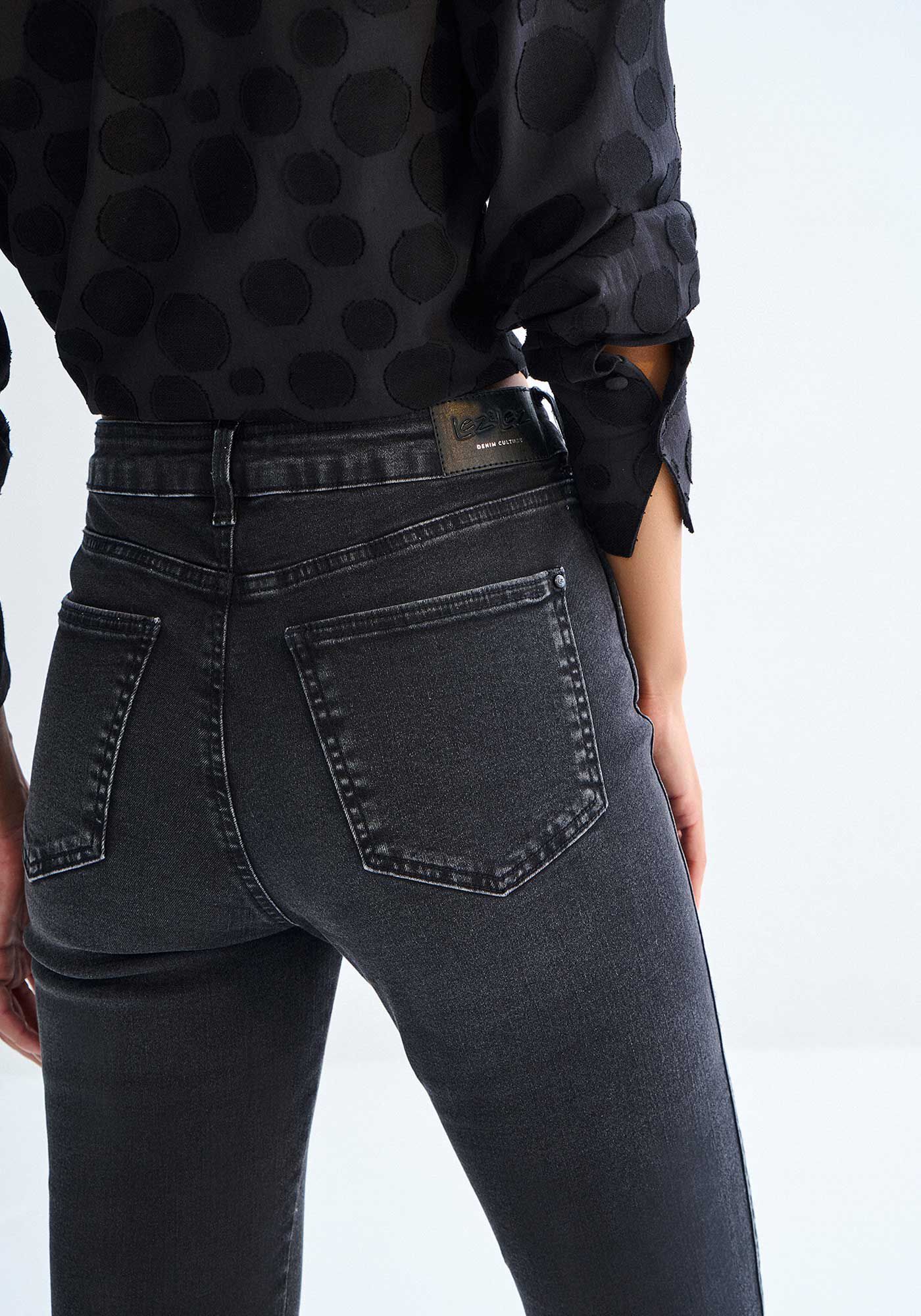 Cal&ccedil;a Jeans Skinny Preta Perfect com Cintura Alta, , large.