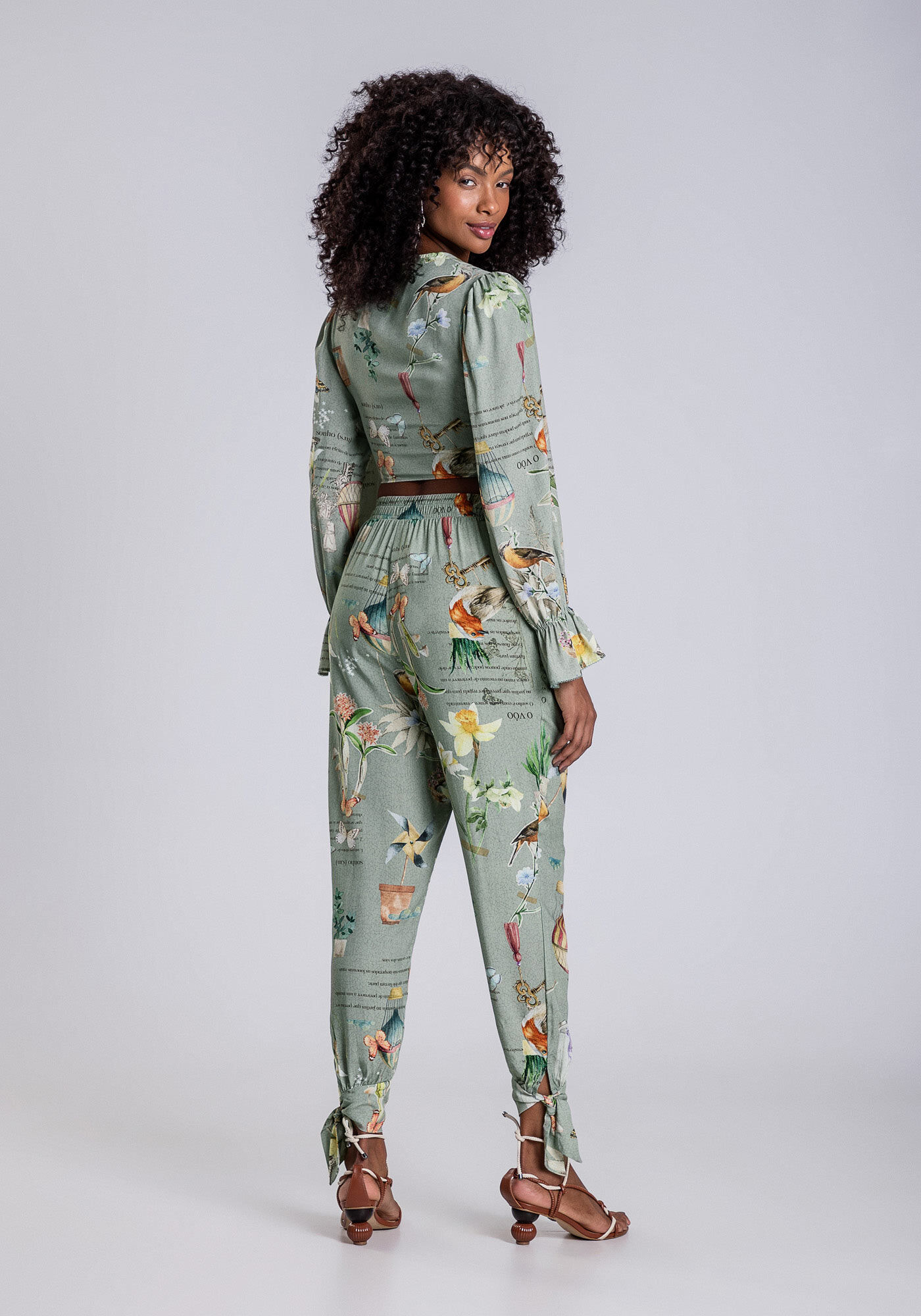 Blusa Manga Longa em Viscose com Gola, , large.