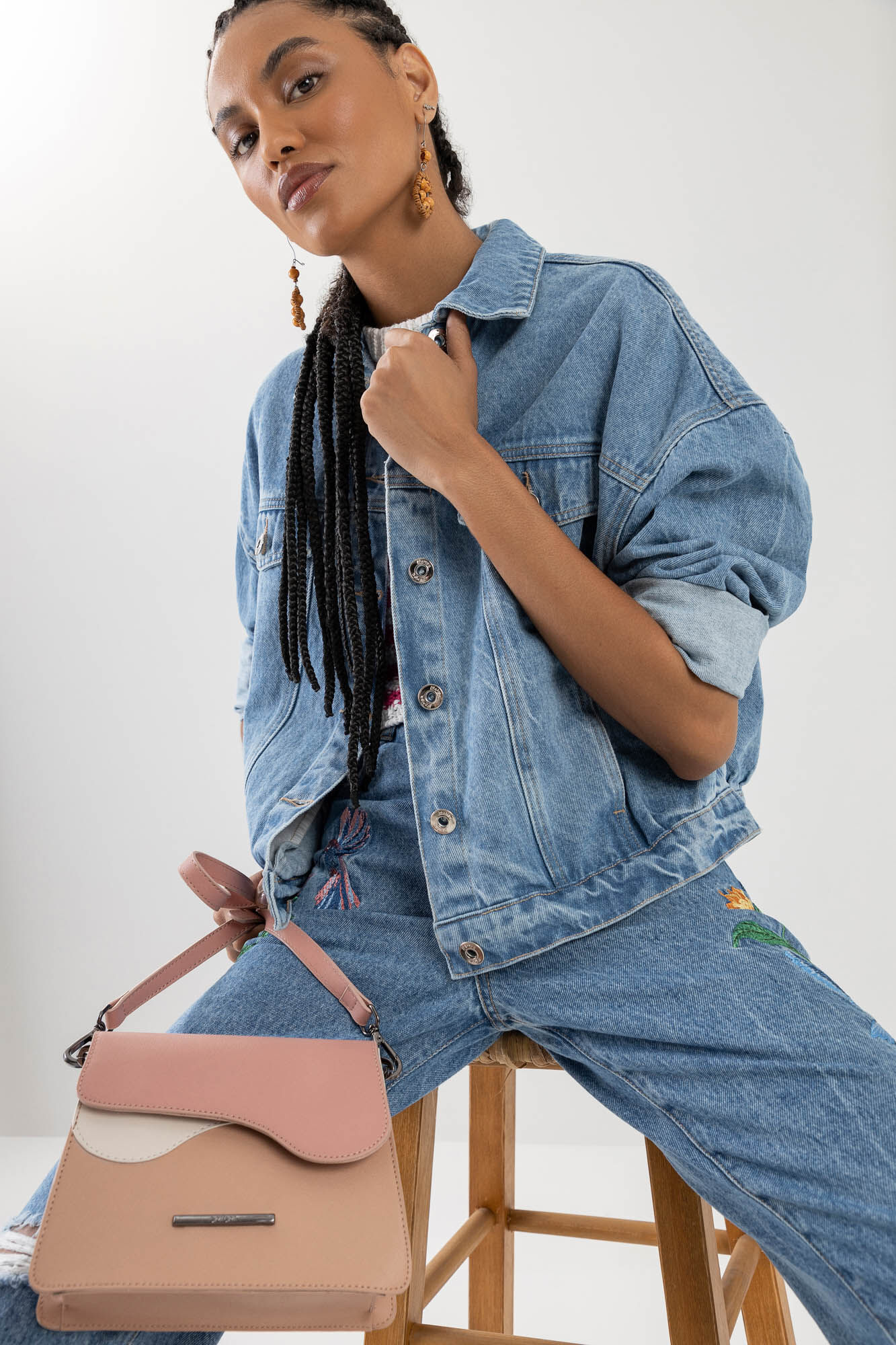 Jaqueta Jeans com Bordado Lib&eacute;lula Costas, , large.