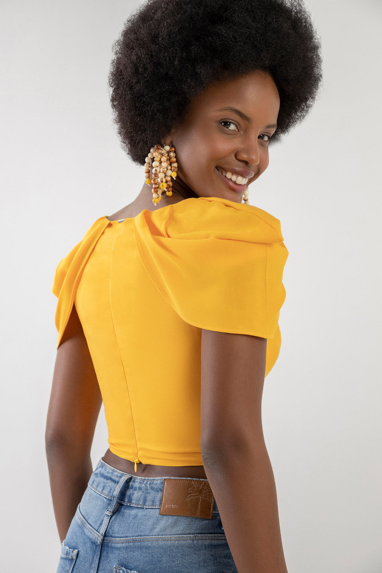 Blusa Cropped em Crepe com Pregas Mangas, , large.