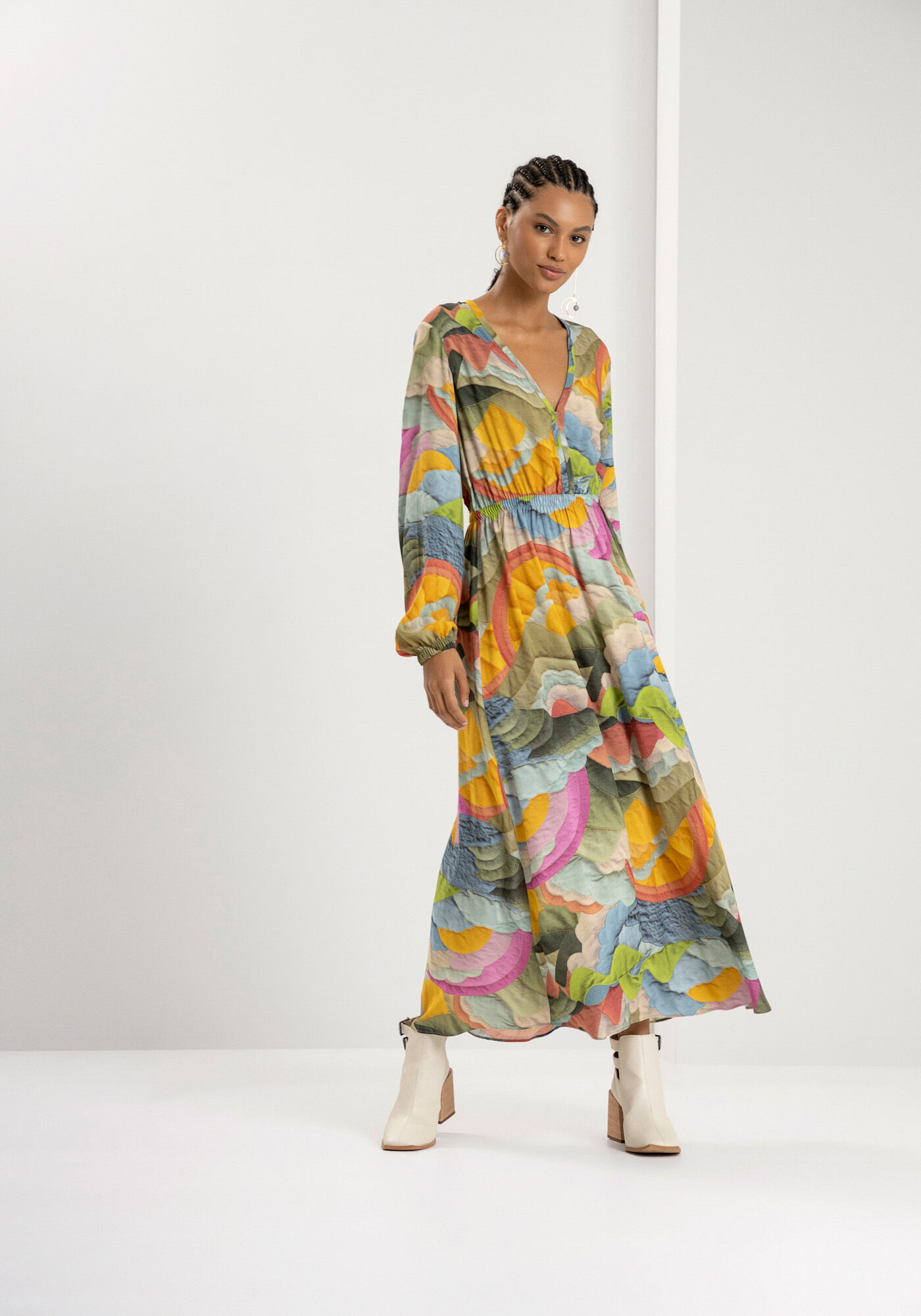 Vestido Midi Manga Longa em Viscose Estampado Lez a Lez