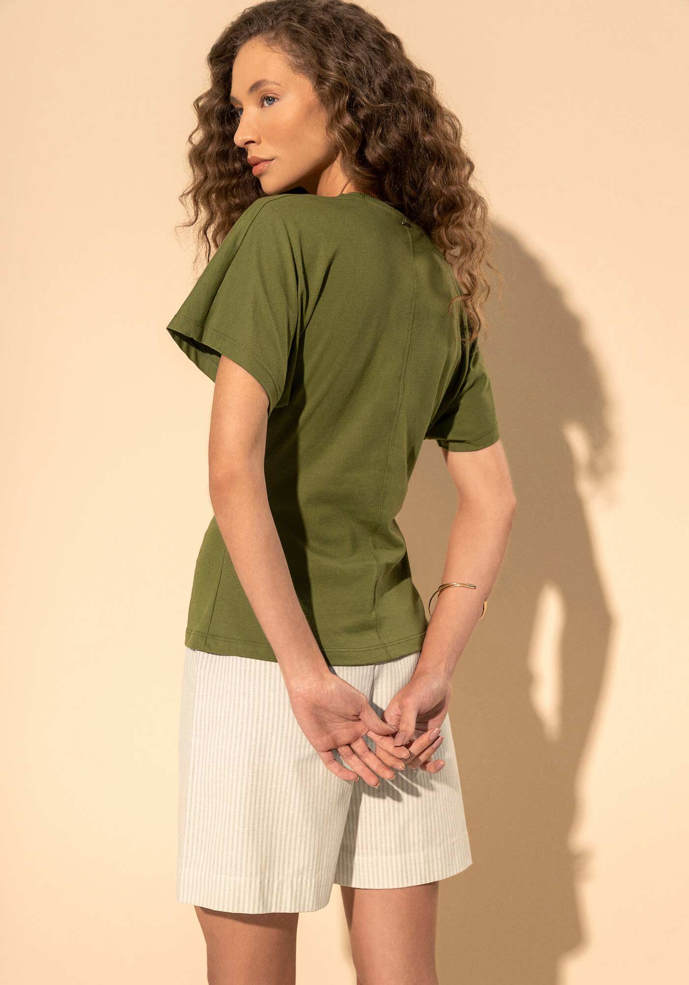 Blusa T-shirt Em Malha Penteada Com Drapeados Laterais, VERDE FLORENA, large.