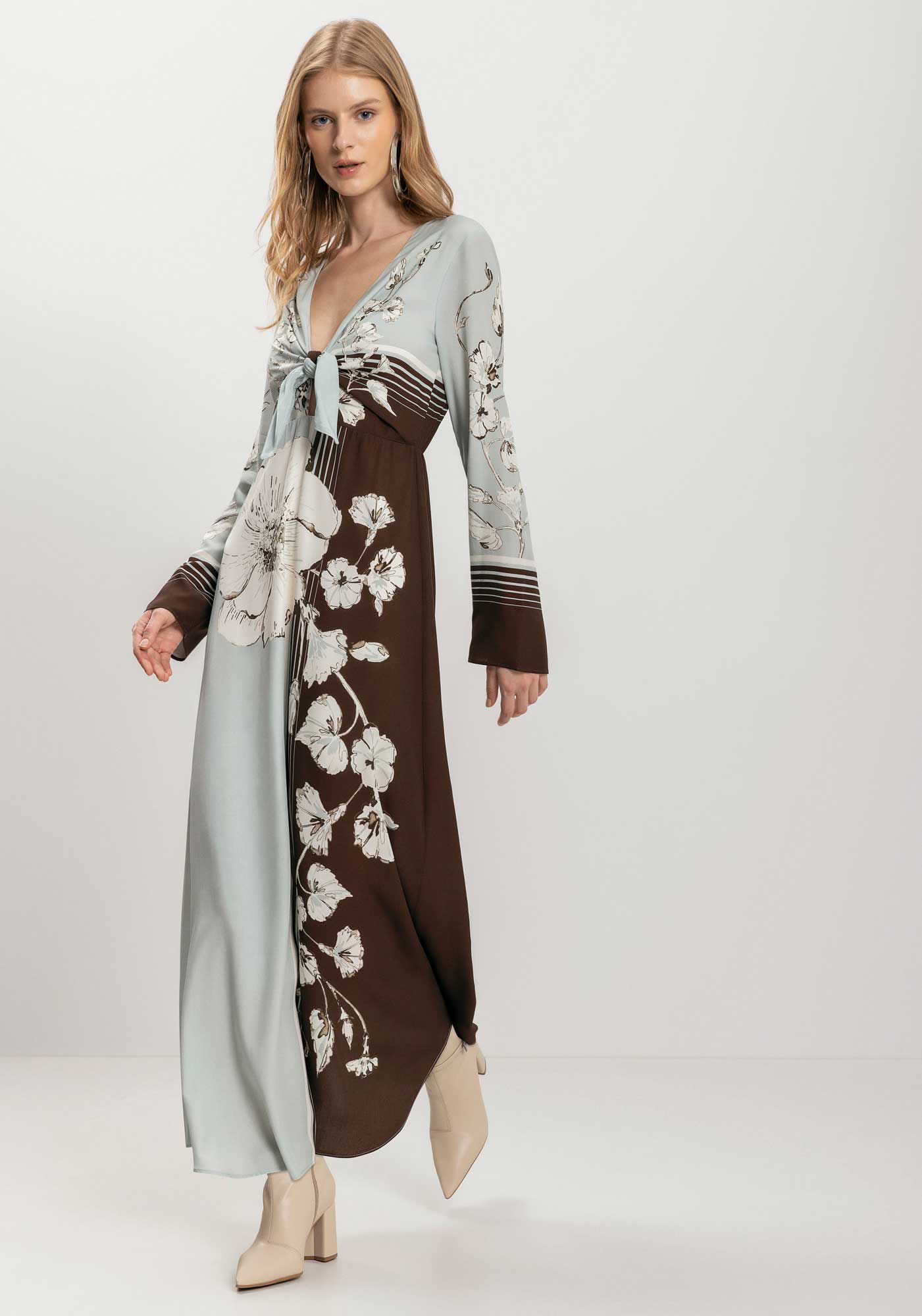 Vestido Longo Evas&ecirc; Estampado Com Manga Longa E N&oacute;, LILY CINZA, large.