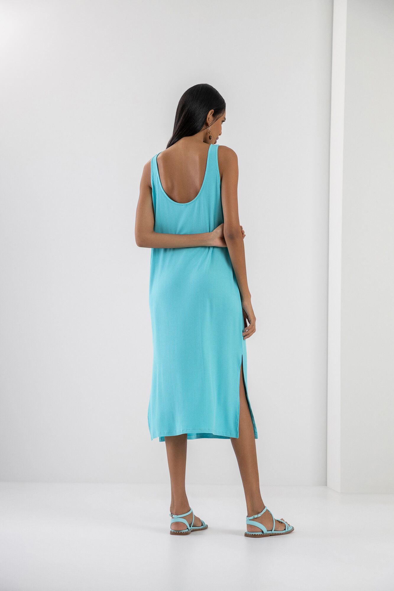 Vestido Midi Canelado com Fenda Lateral, AZUL MARUJO, large.