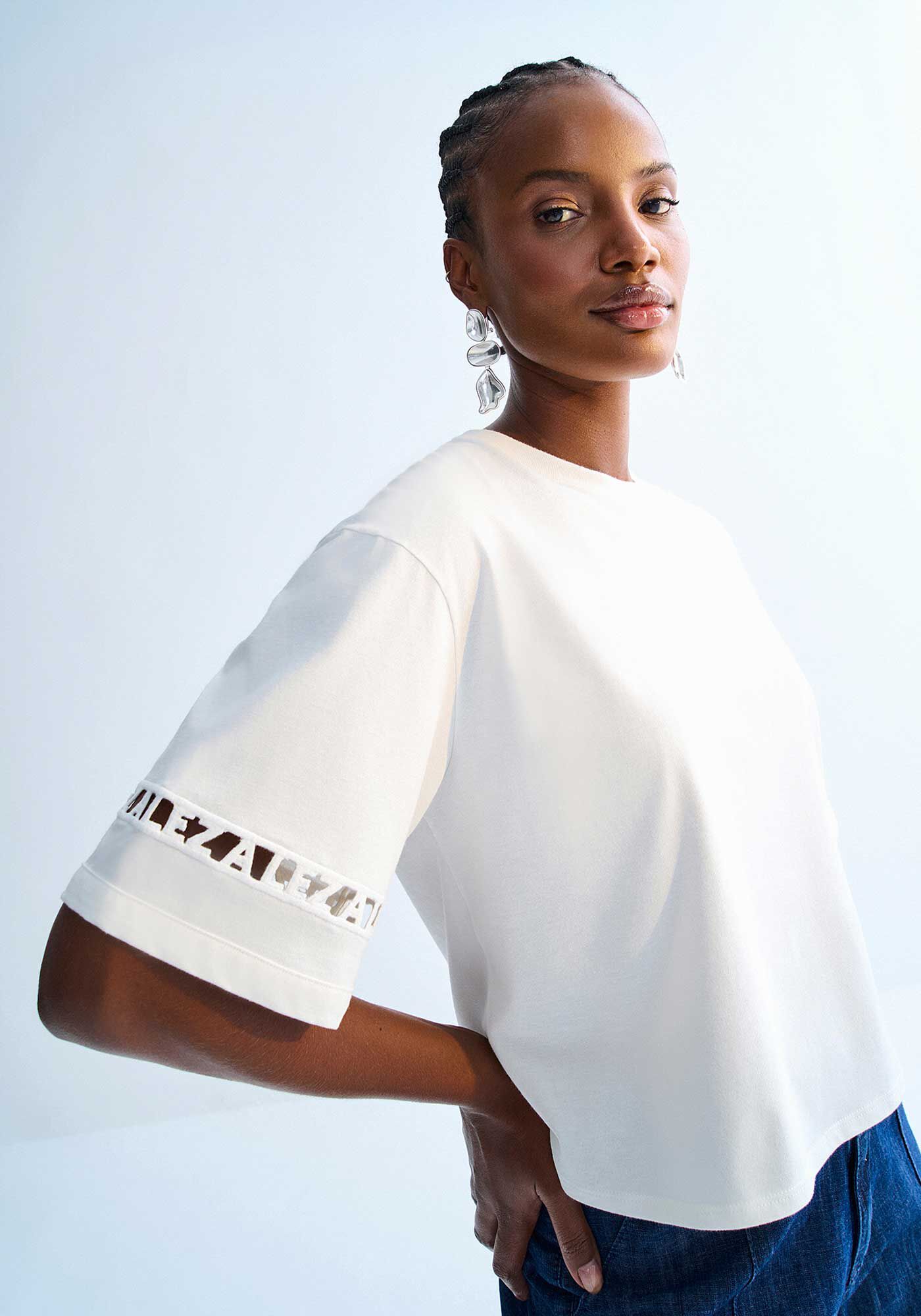 T-shirt Oversized com Bordado Vazado Manga, , large.