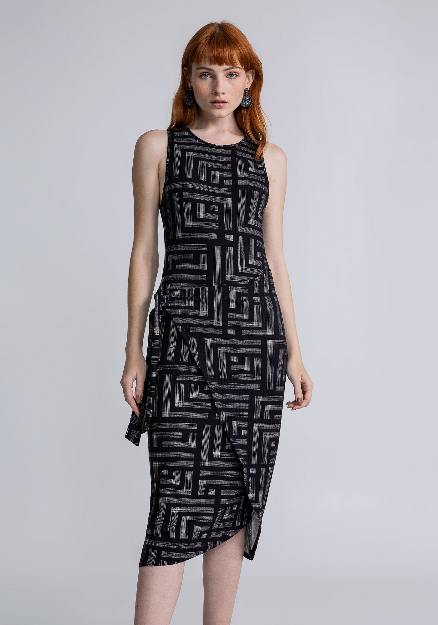 Vestido midi justo cinza clearance