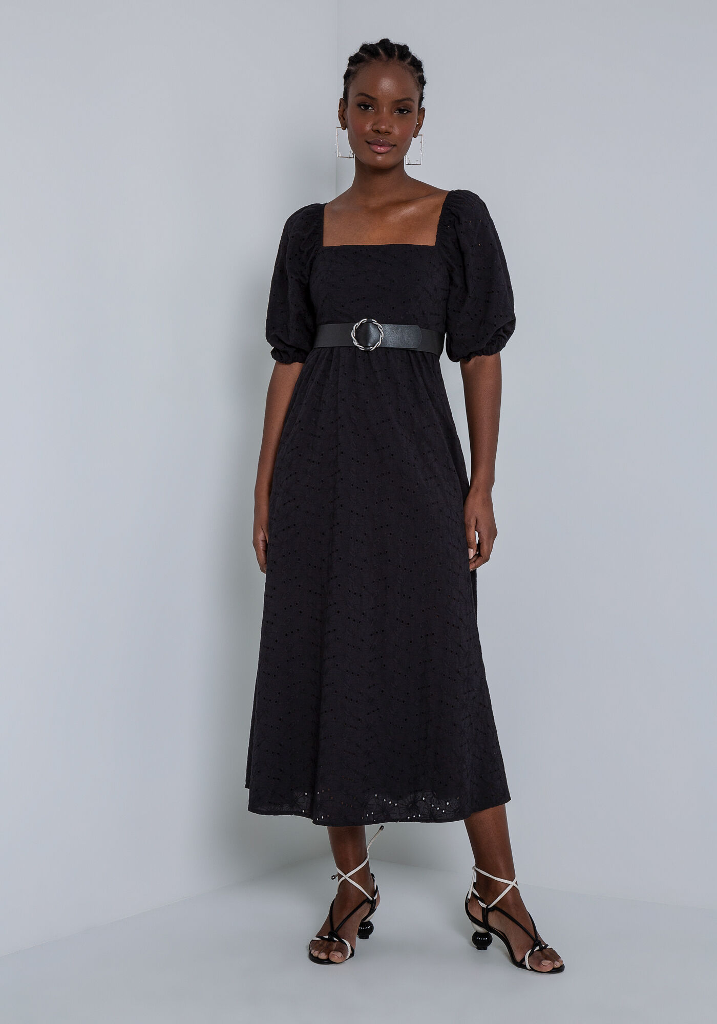 Vestido midi preto com manga clearance