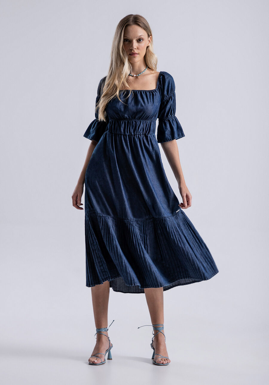 Vestido Jeans Midi com Recorte Plissado, JEANS. Vestido Jeans Midi com Recorte Plissado, JEANS, large.