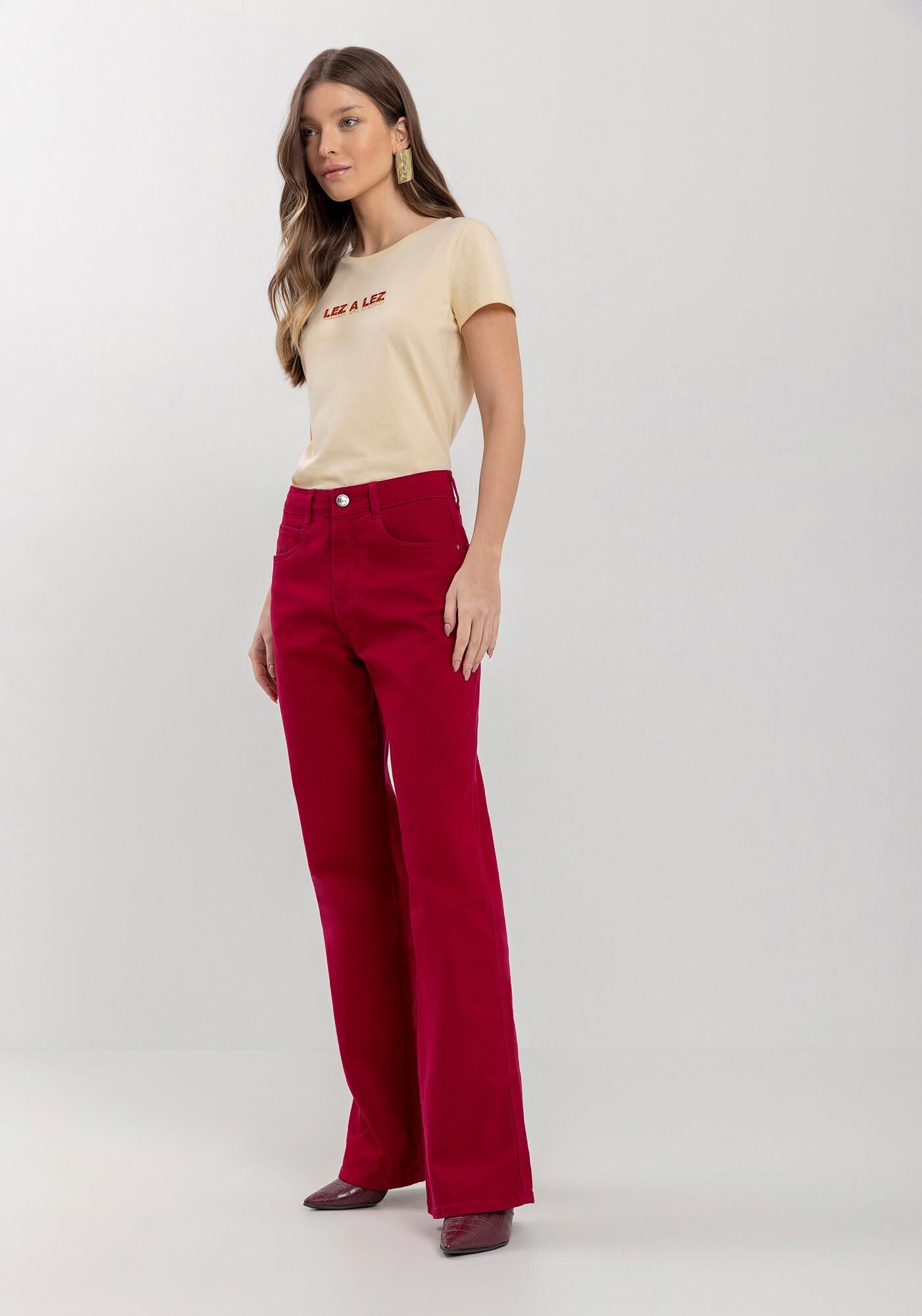 Cal&ccedil;a Wide Leg Com Cintura Alta Em Sarja Com Elastano, VERMELHO FLAMBOYANT, large.