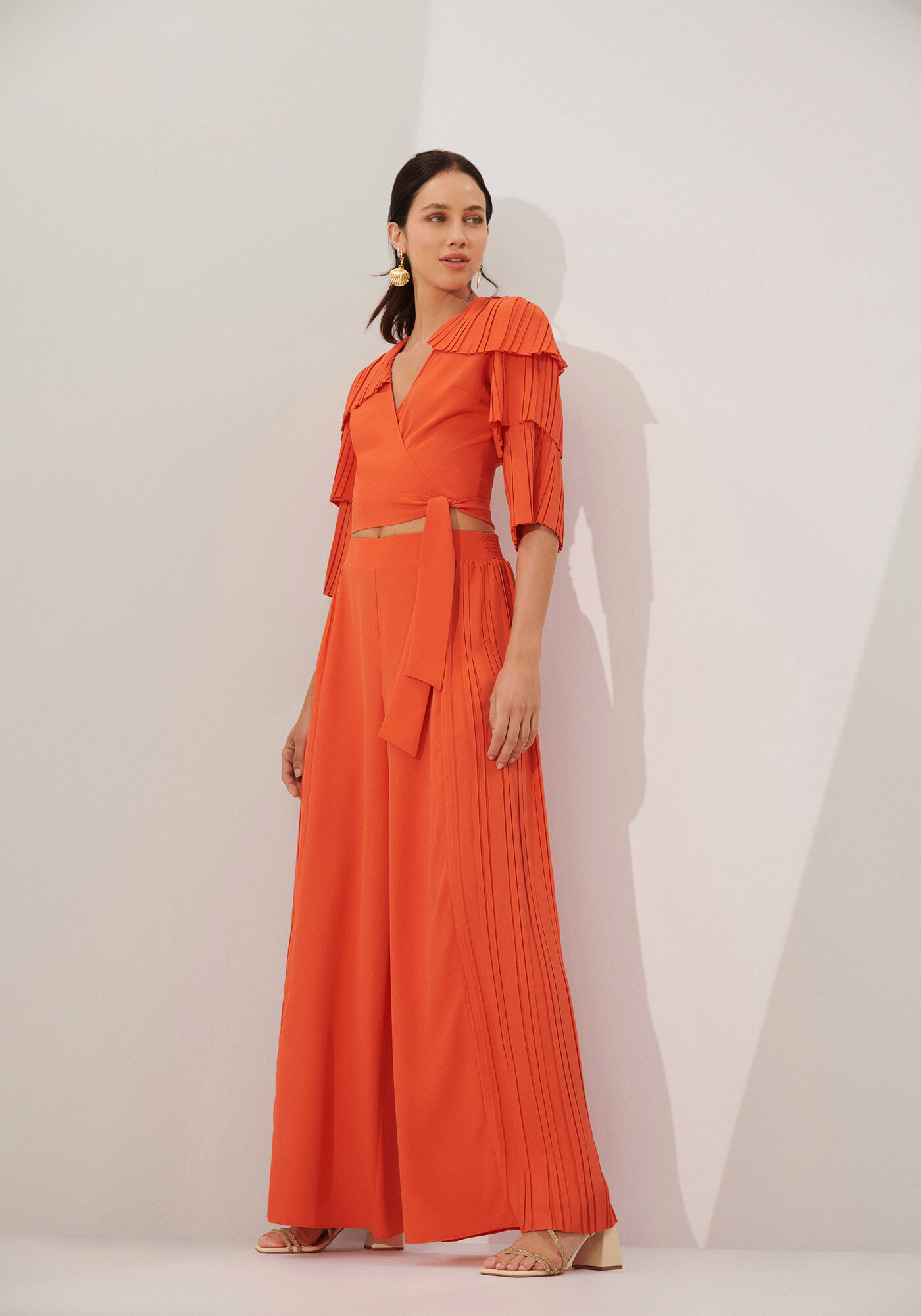 Cal&ccedil;a Pantalona com Plissado Lateral, , large.