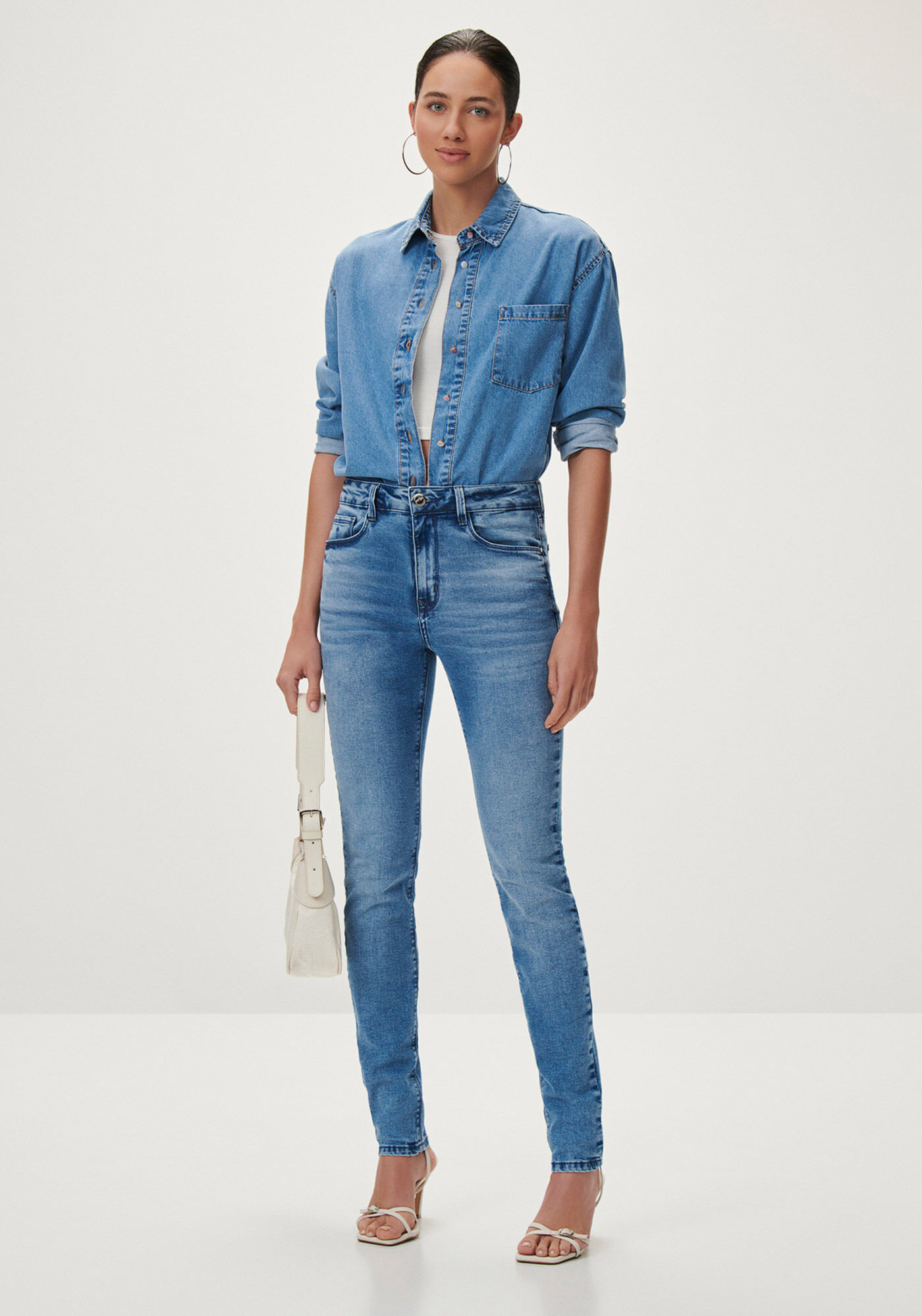 Cal&ccedil;a Jeans Skinny com Cintura Alta, , large.