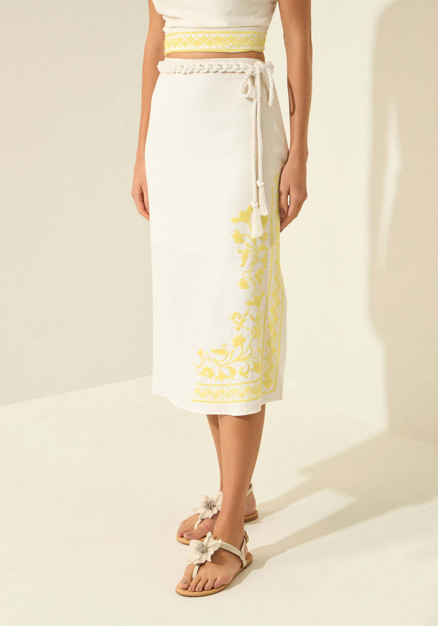 Saia Midi De Cintura Alta Com Bordados E Linho, BRANCO OFF WHITE, large.