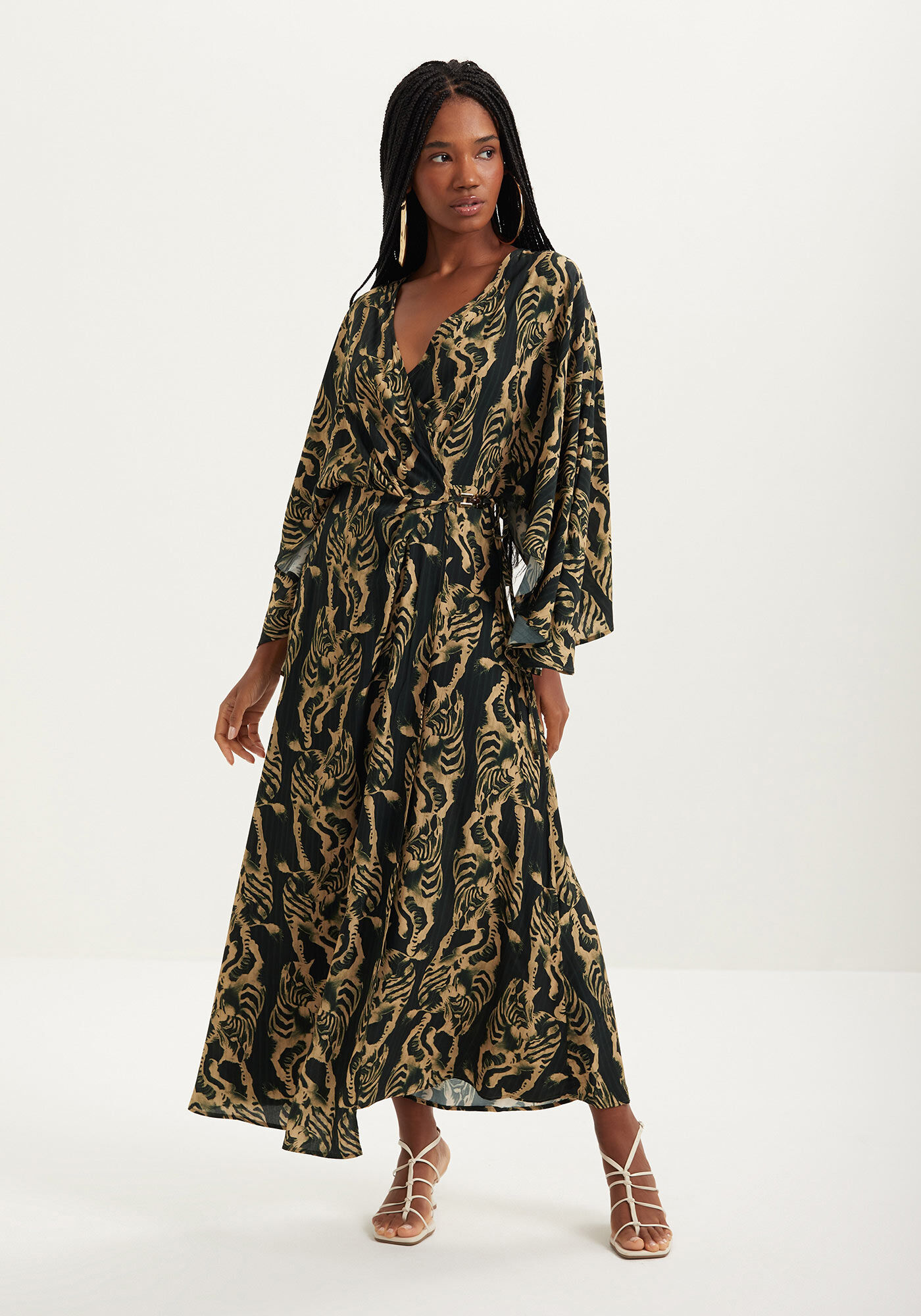 Vestido Ch&aacute; Estampado Com Mangas Amplas E Enfeite, , large.