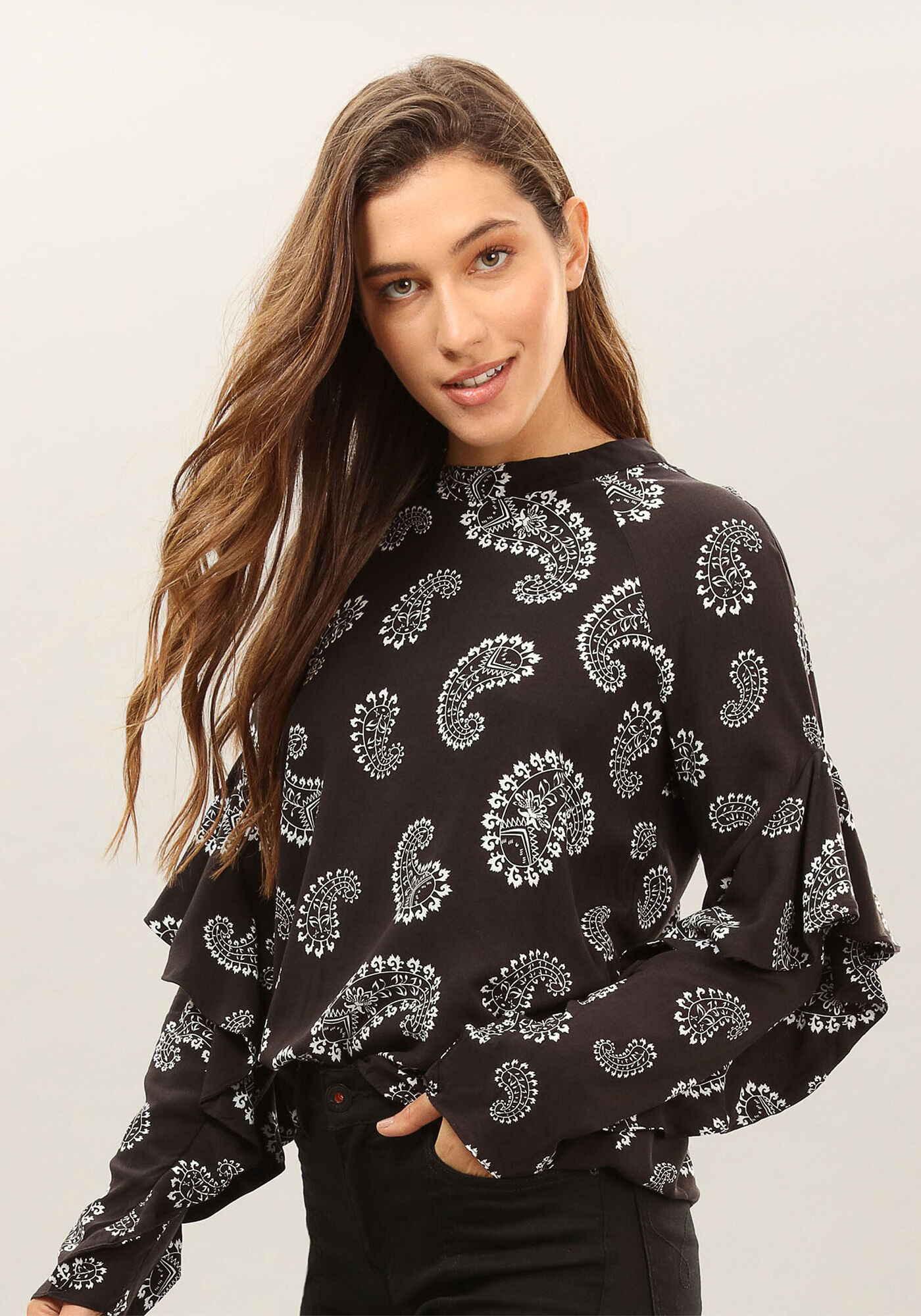 Blusa Manga Longa Babados Tecido, , large.