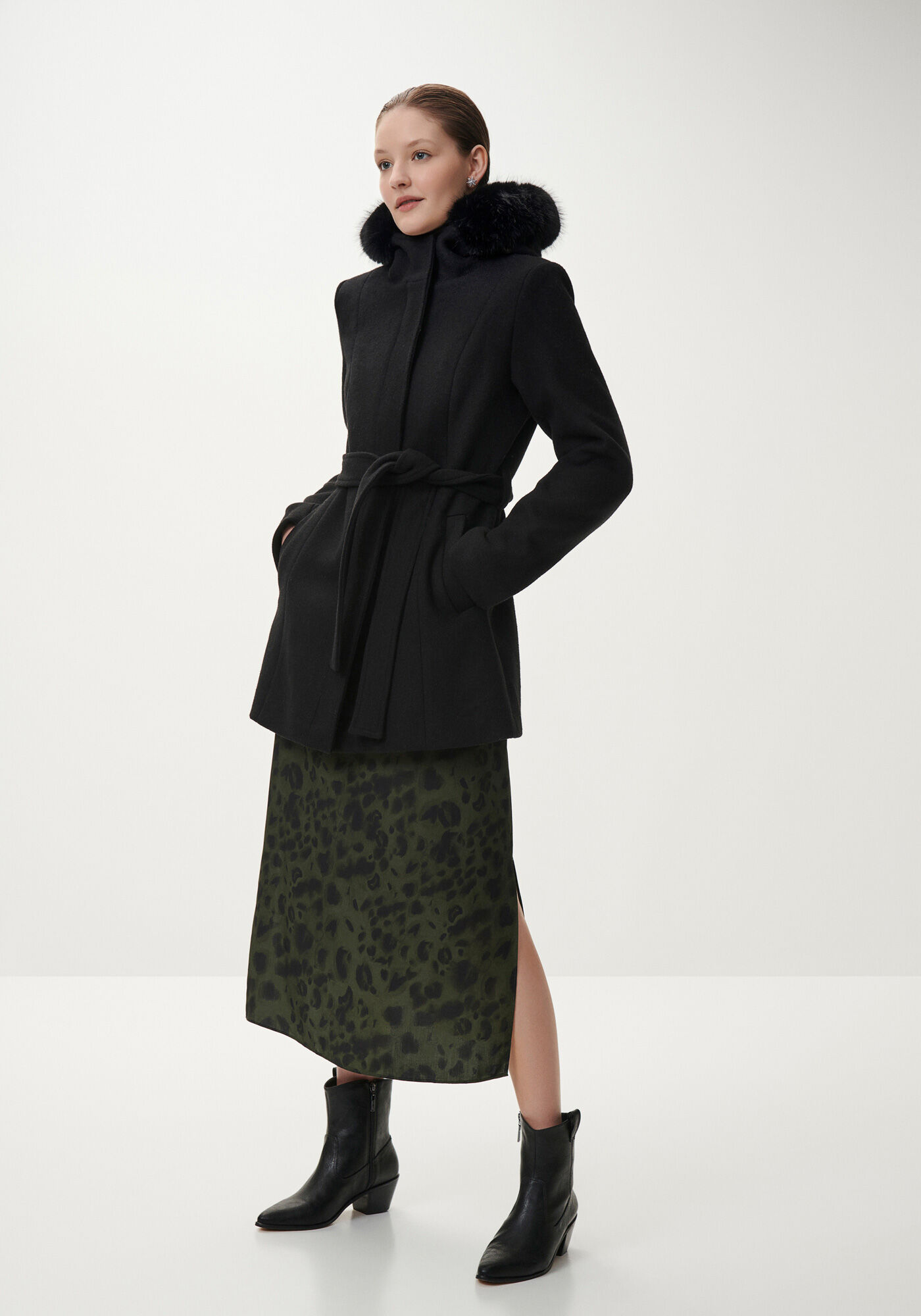 Sobretudo em L&atilde; Batida com Capuz e Cinto, , large.