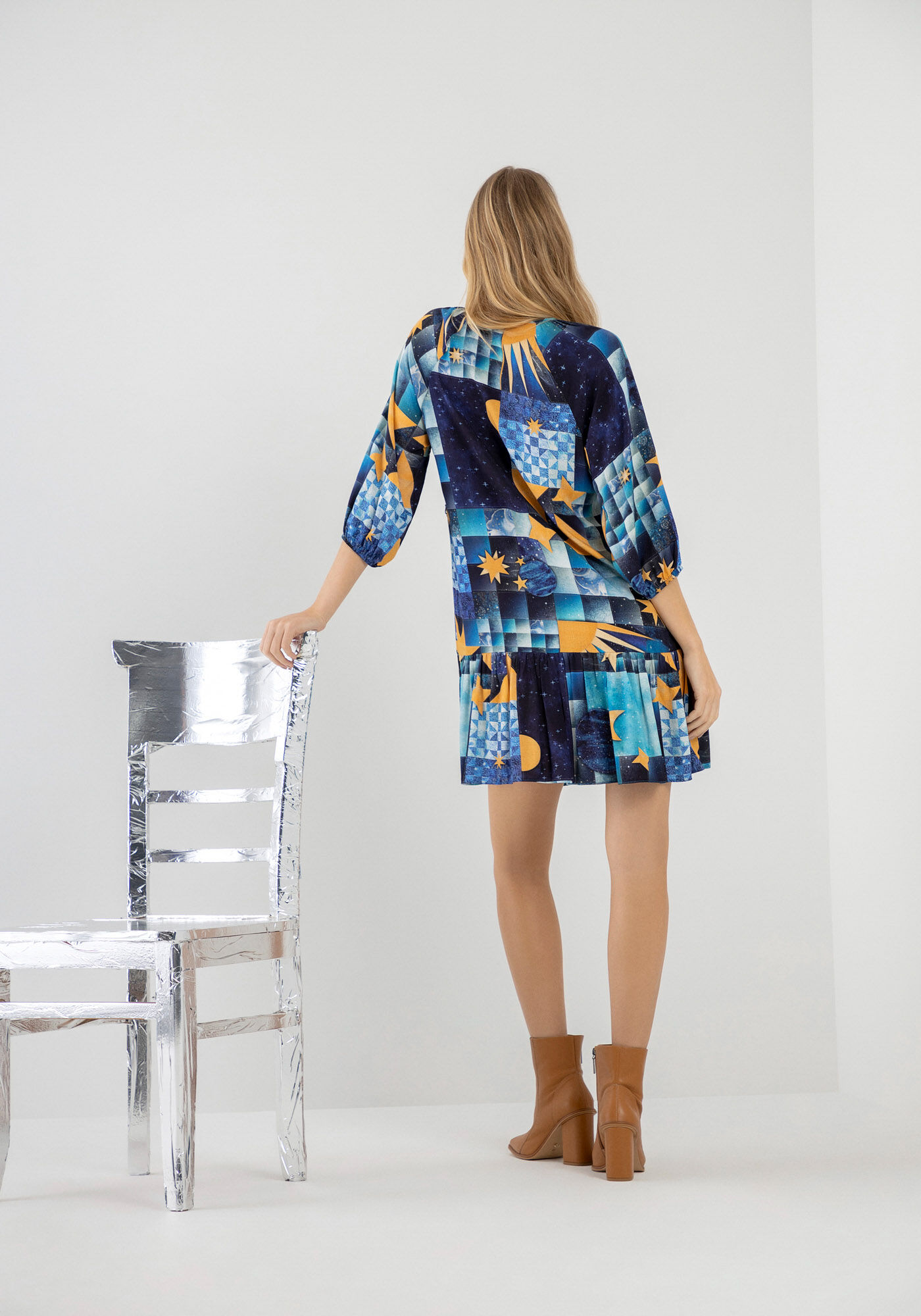 Vestido Curto Manga 3/4 Estampado com Faixa, , large.