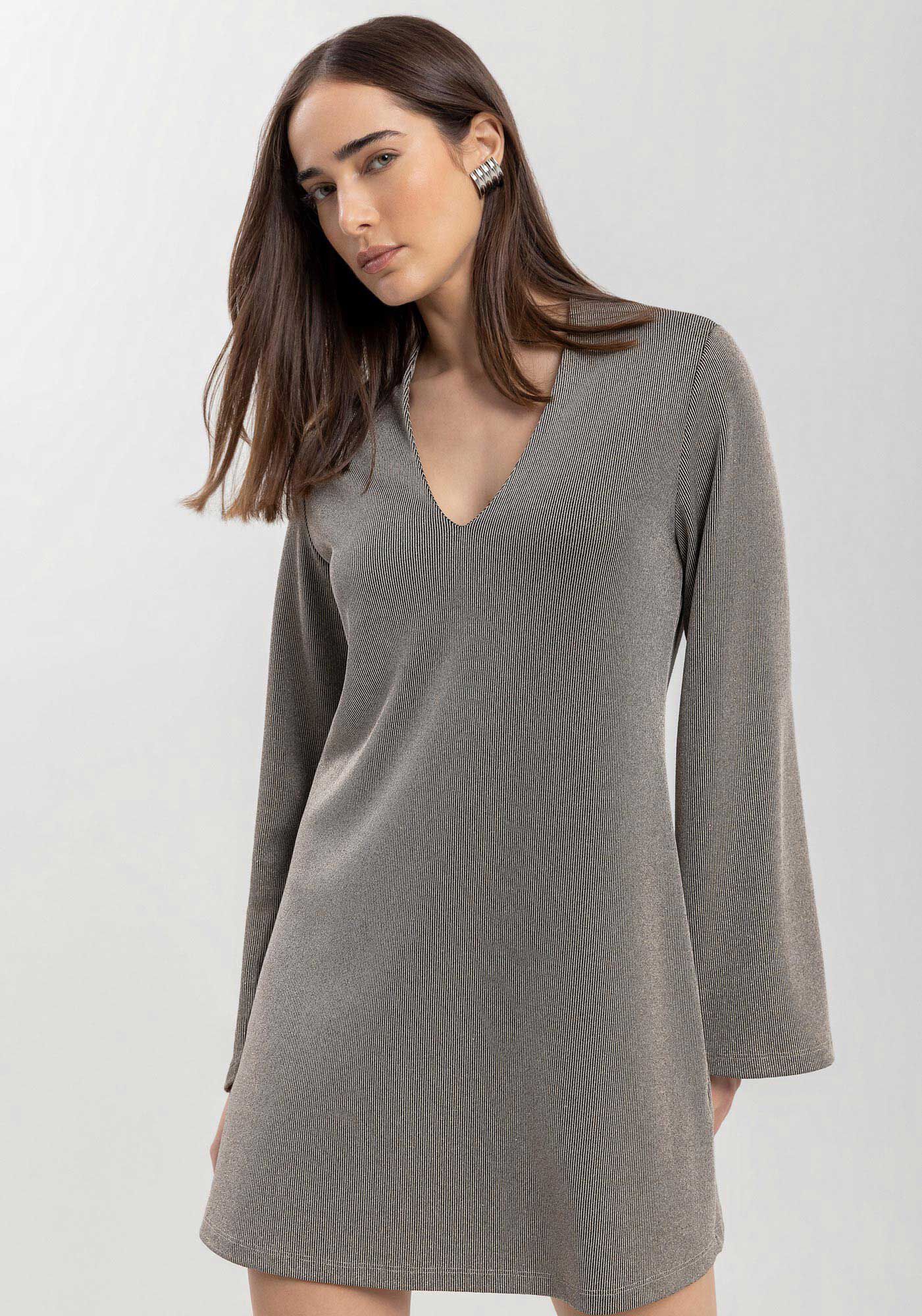 Vestido Curto De Mangas Longas Em Malha Com Fios De Lurex, , large.