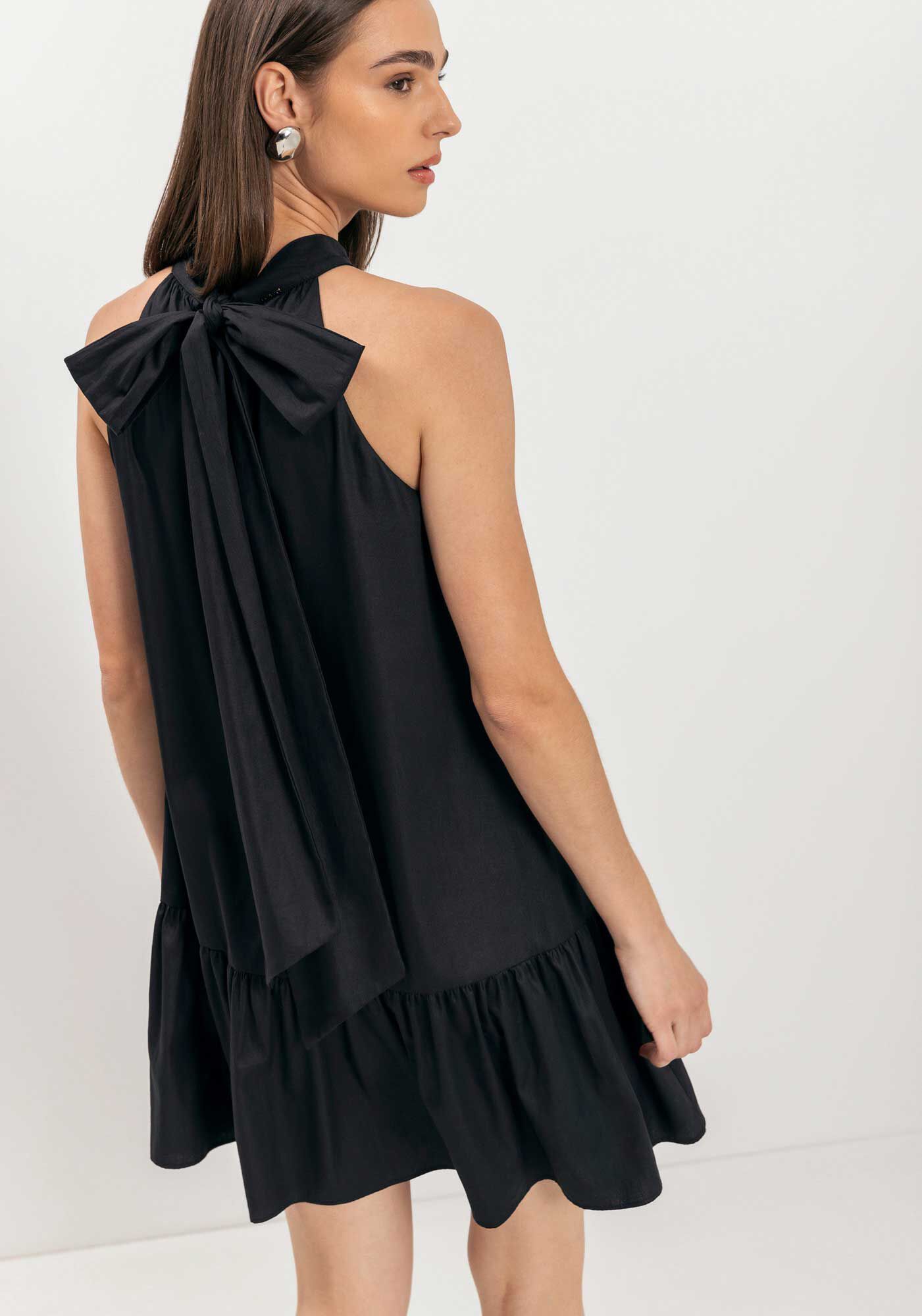 Vestido Curto Com Gola Alta E Amarra&ccedil;&atilde;o Em Tafet&aacute;, , large.