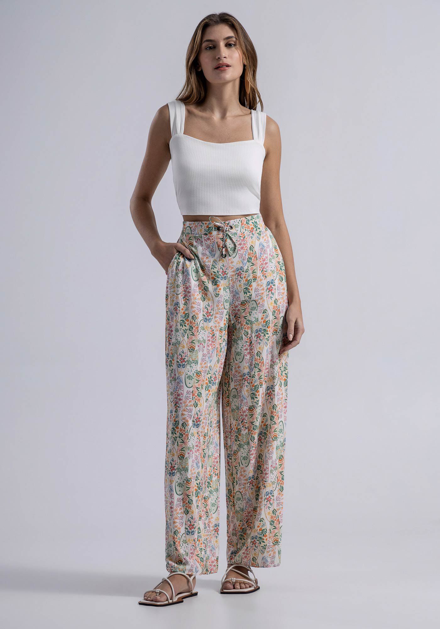 Blusa com Al&ccedil;as Canelada Cropped, BRANCO OFF WHITE, large.