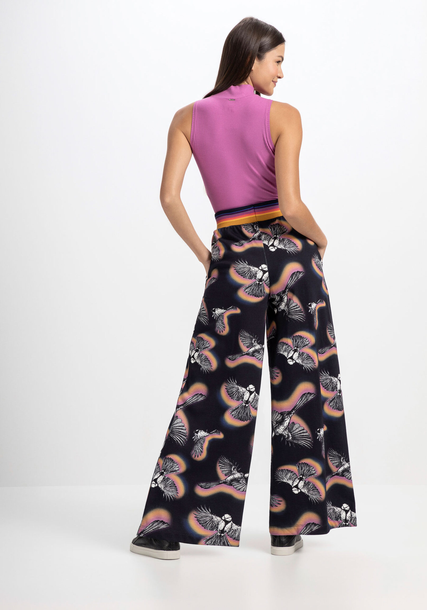 Calça Pantalona em Moletom Estampada, FREEDOM. Calça Pantalona em Moletom Estampada, FREEDOM, large.