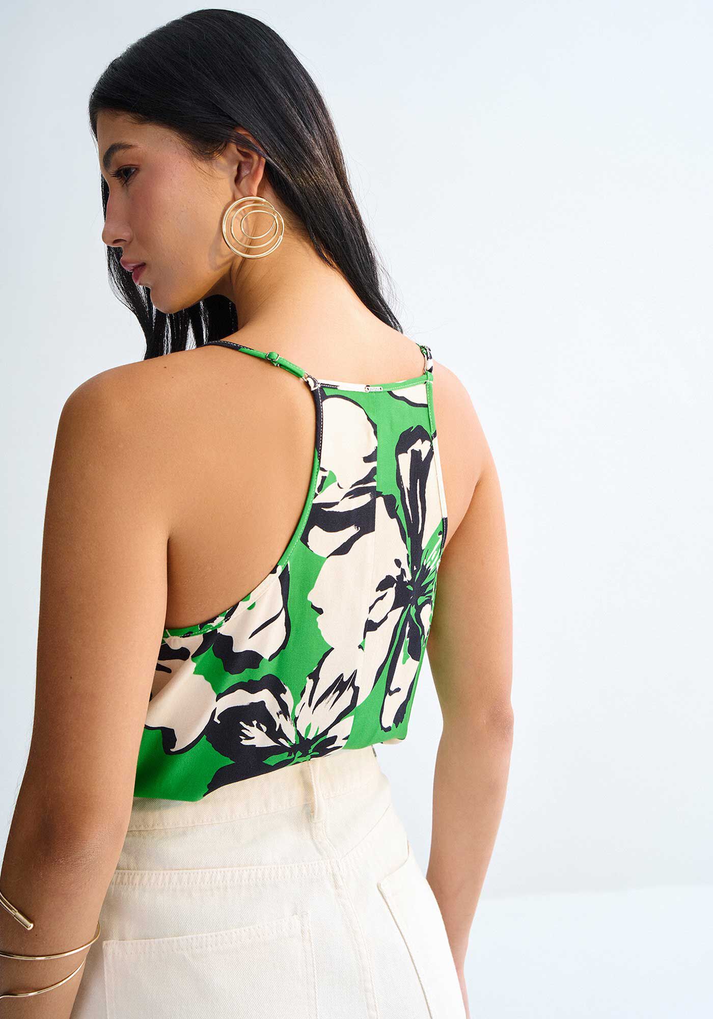 Blusa Al&ccedil;as em Viscose Sarjada com Decote V, WONDER VERDE, large.