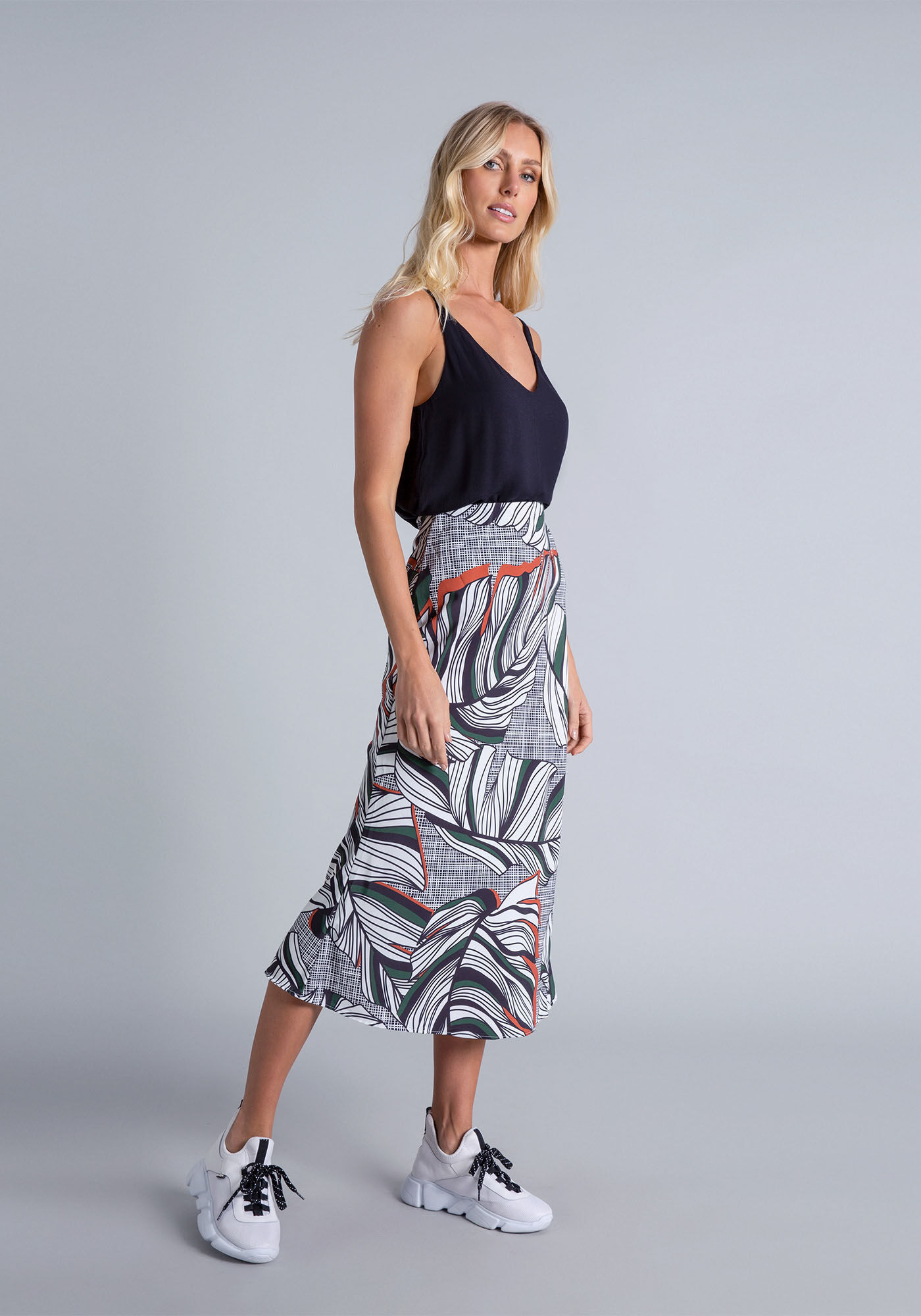 Blusa com Al&ccedil;as Decote V, , large.