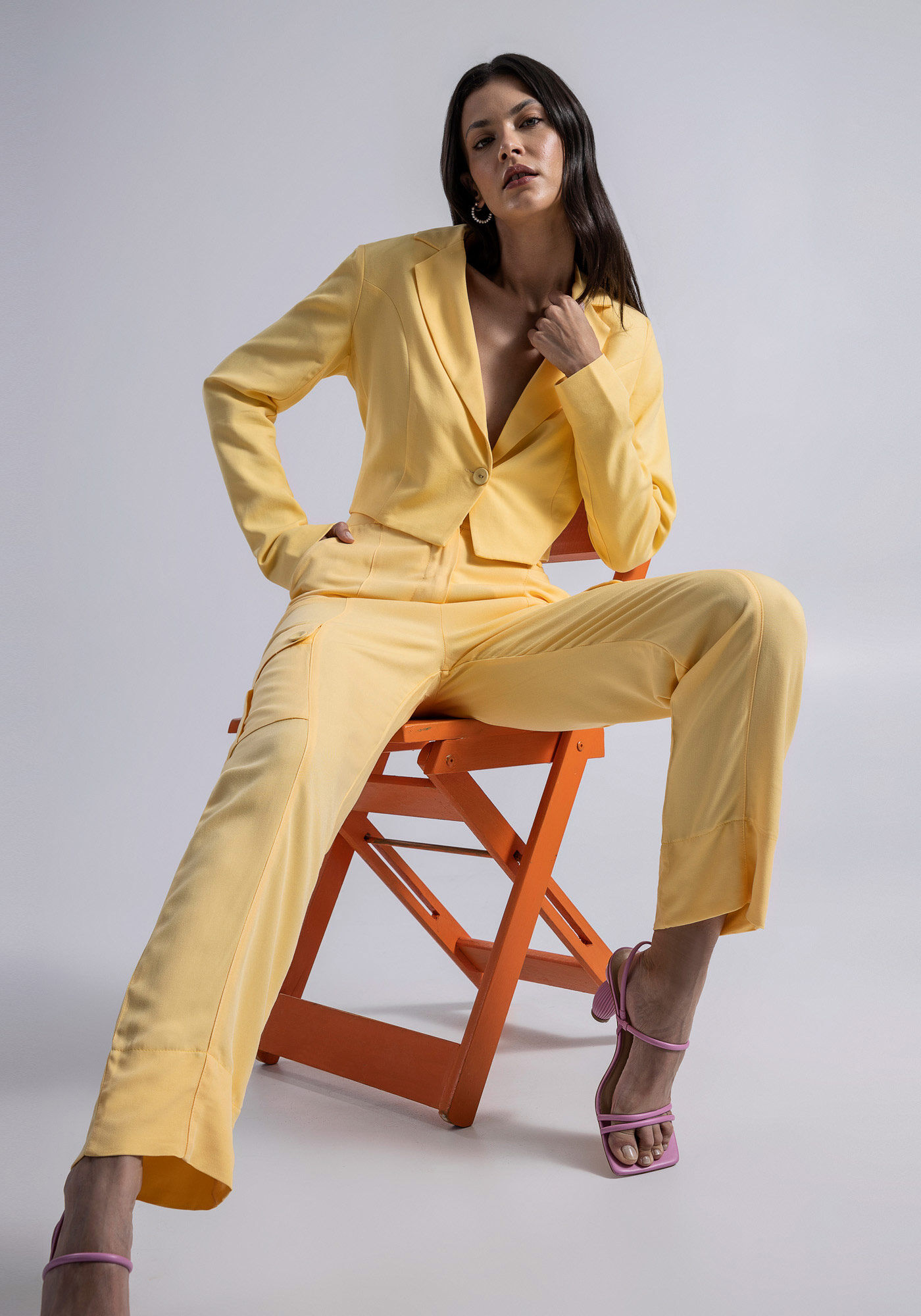 Cal&ccedil;a Reta Cargo em Tecido Velurd com Bolsos, , large.