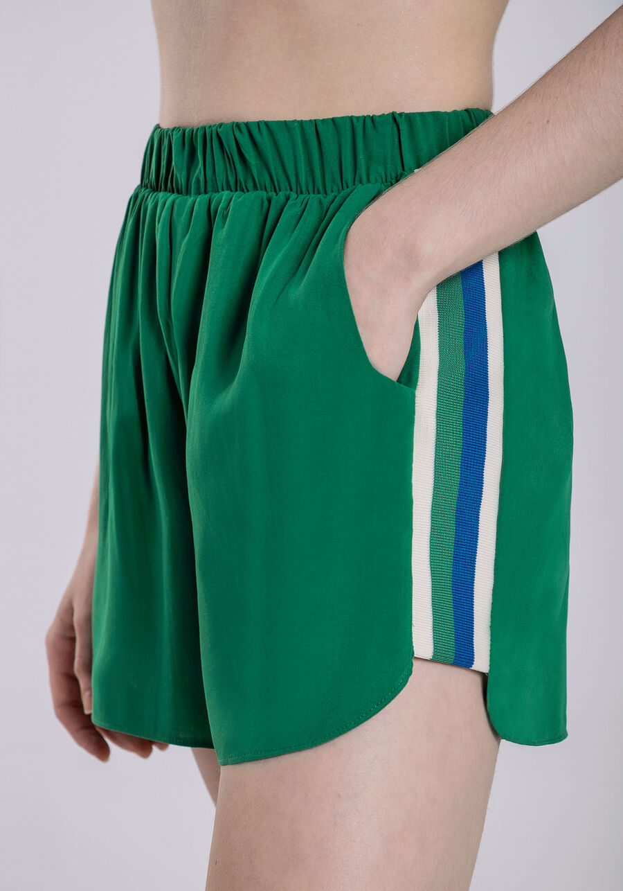 Shorts com Detalhes Retilínea Lateral Cores, . Shorts com Detalhes Retilínea Lateral Cores, , large.