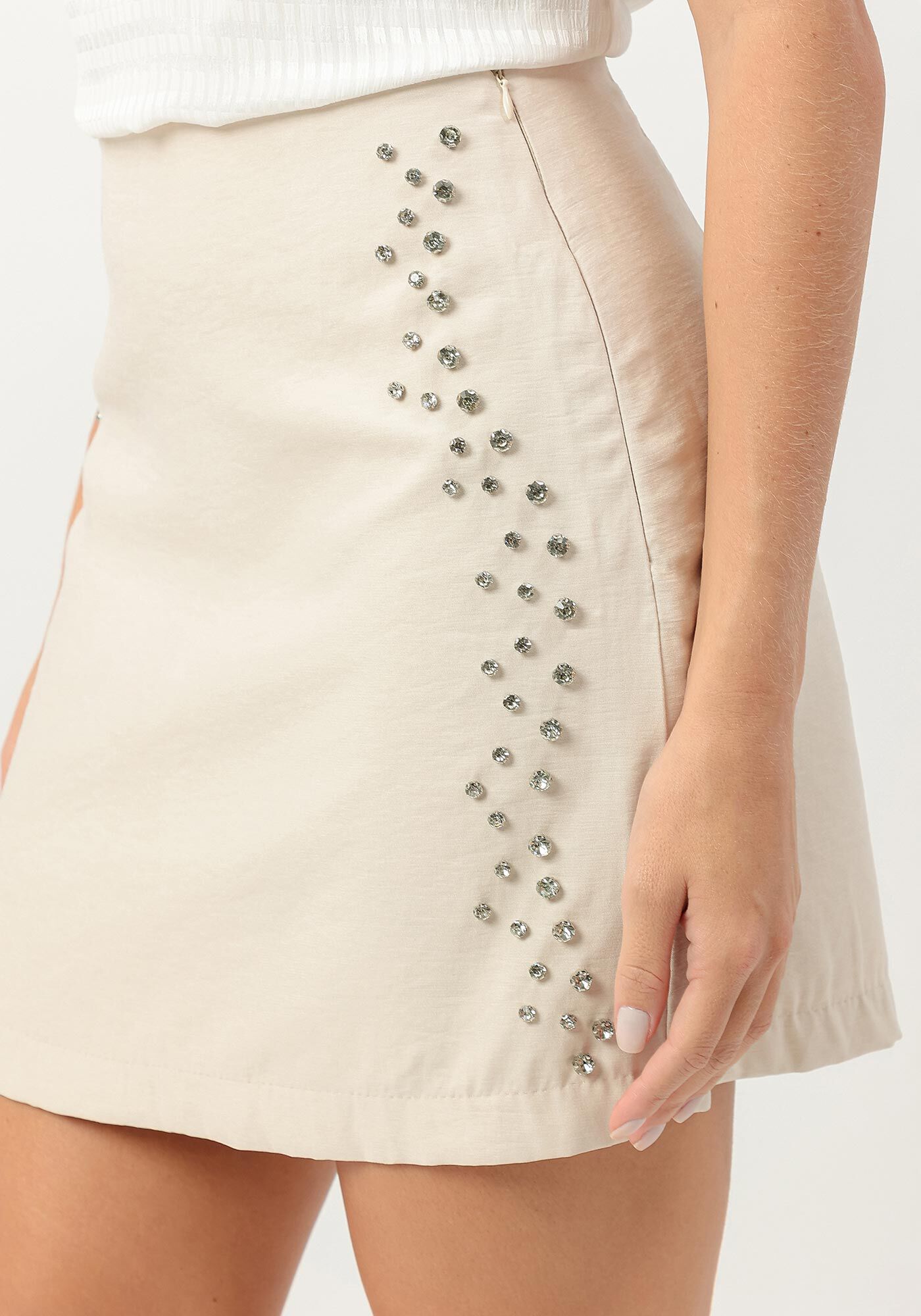 Saia Curta Cintura M&eacute;dia com Strass, , large.