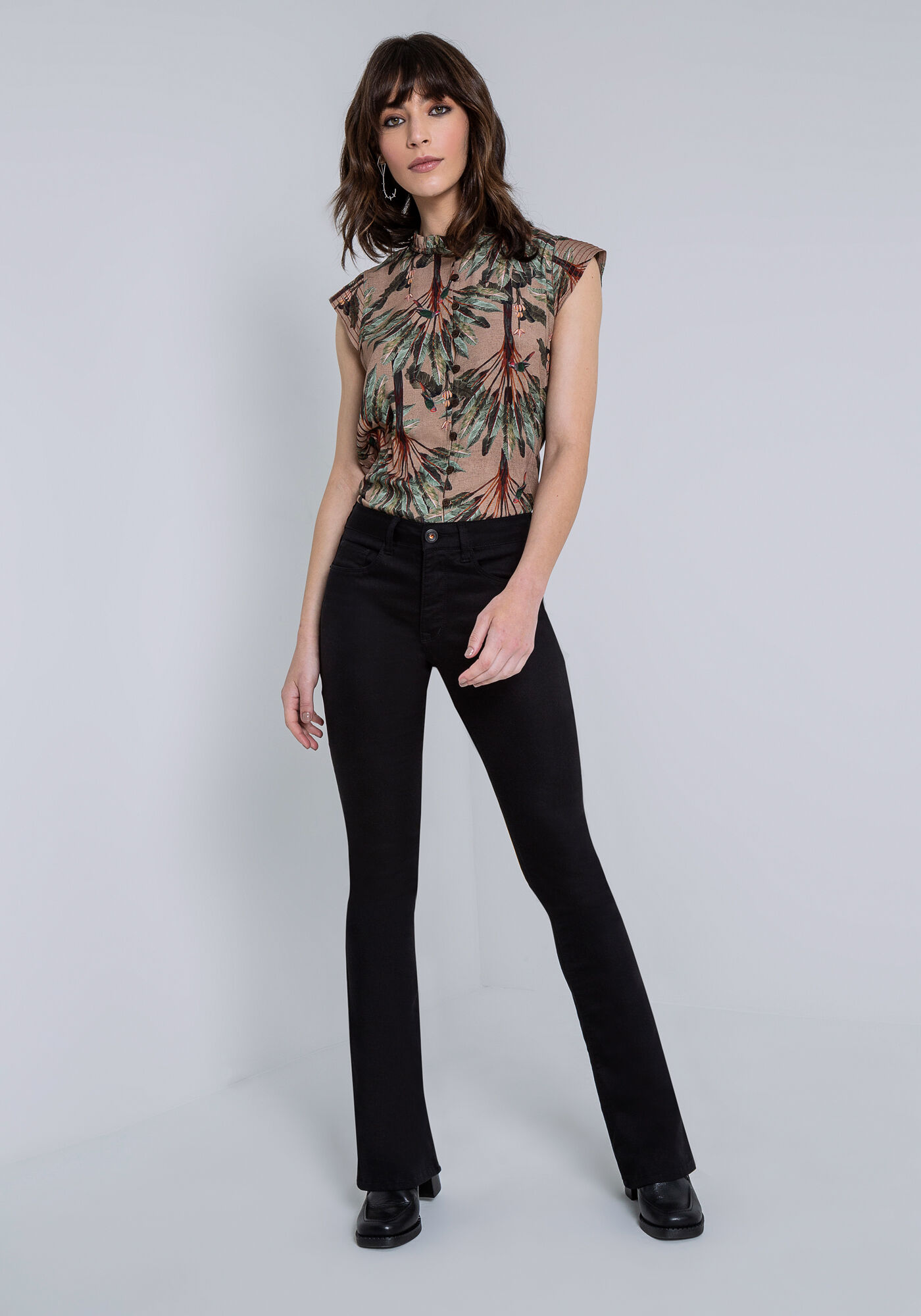 Cal&ccedil;a Jeans Bootcut Malibu Ever Black, , large.