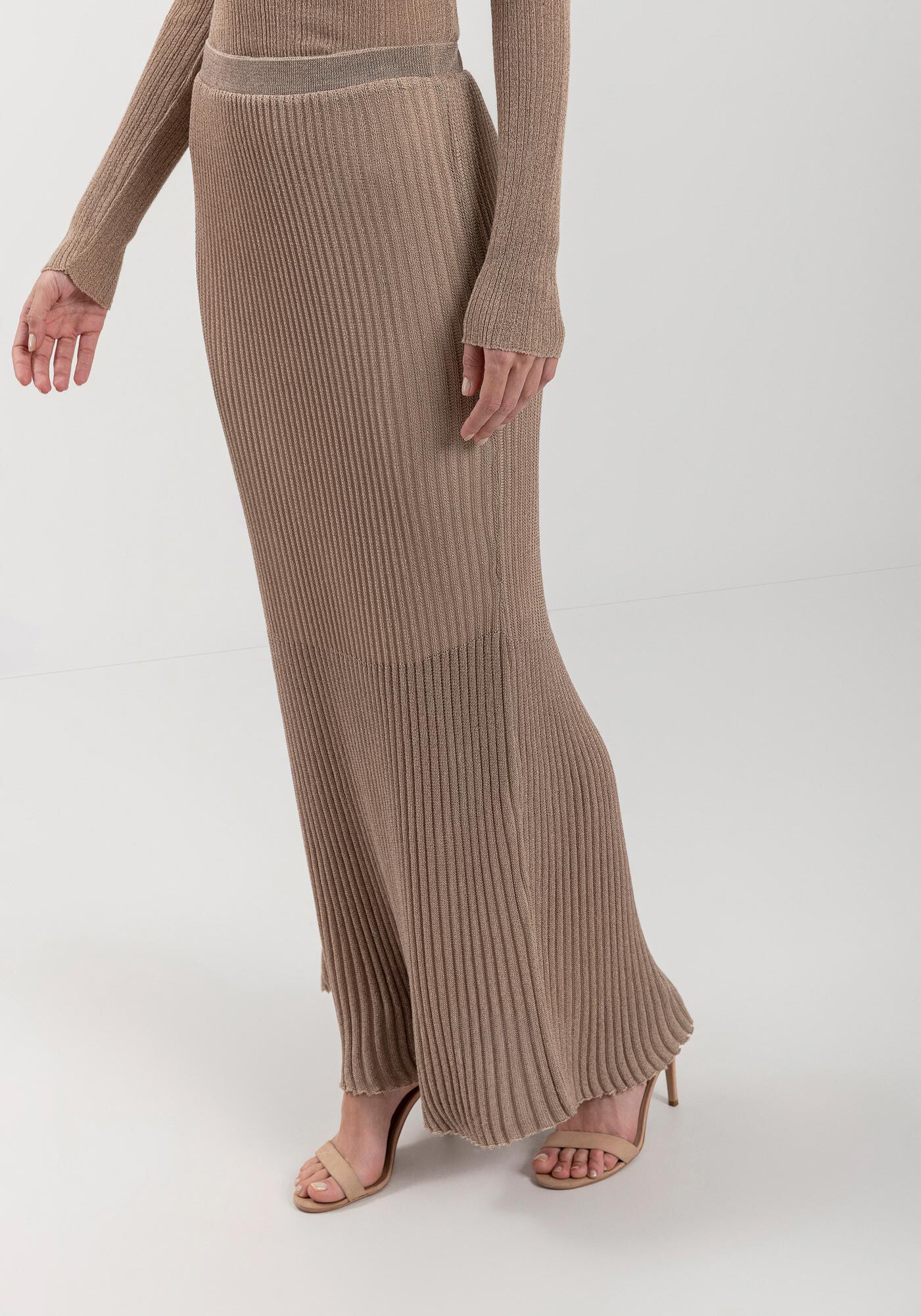 Saia Midi Ch&aacute; Em Tric&ocirc; Com Cintura M&eacute;dia E Fios De Lurex, BEGE CENTURY, large.