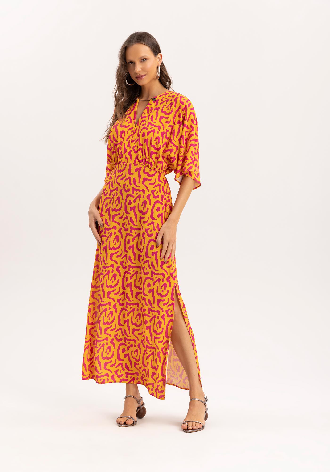 Vestido Midi Alongado Animal Print com Aviamento Decote, , large.