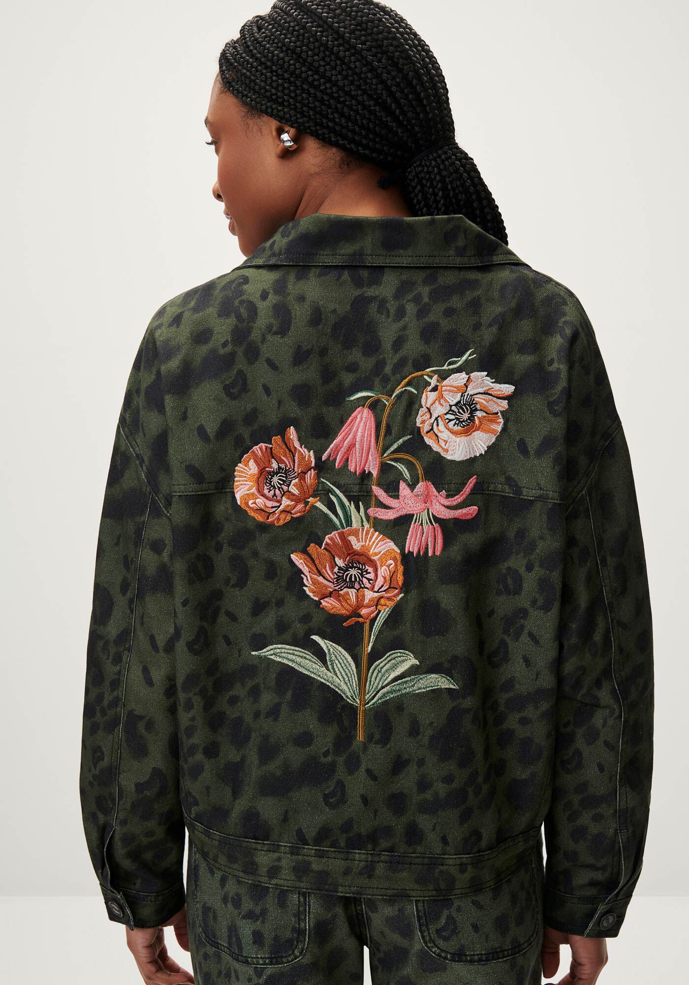 Jaqueta Sarda Animal Print com Bordado Flores, FOREST, large.