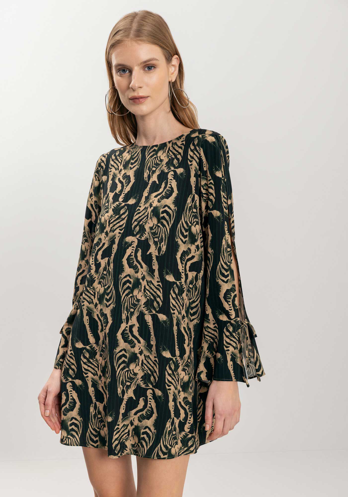 Vestido Curto Estampado De Mangas Longas Com Amarra&ccedil;&otilde;es, ZEBRA PLISSE VERDE, large.