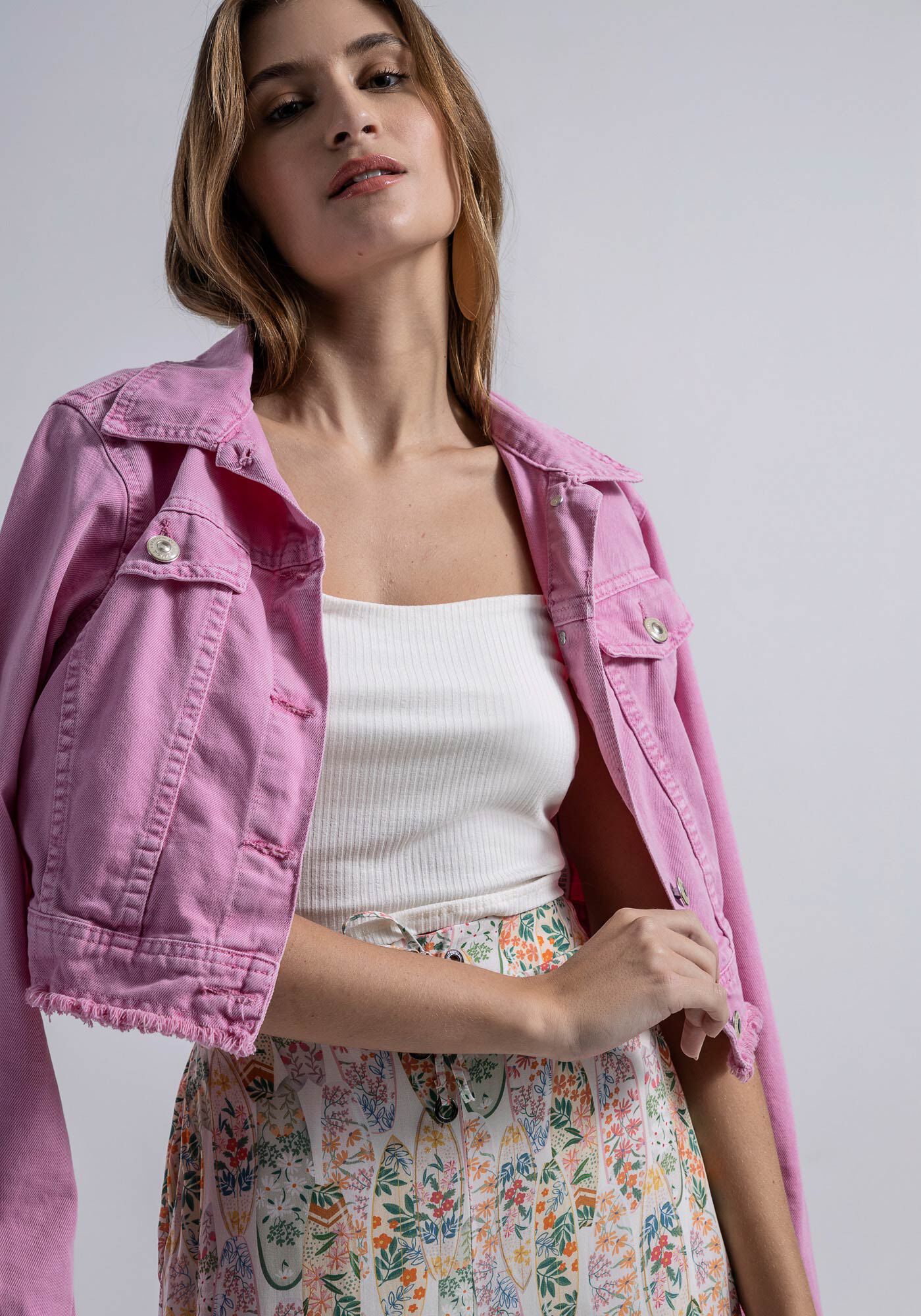 Blusa com Al&ccedil;as Canelada Cropped, BRANCO OFF WHITE, large.