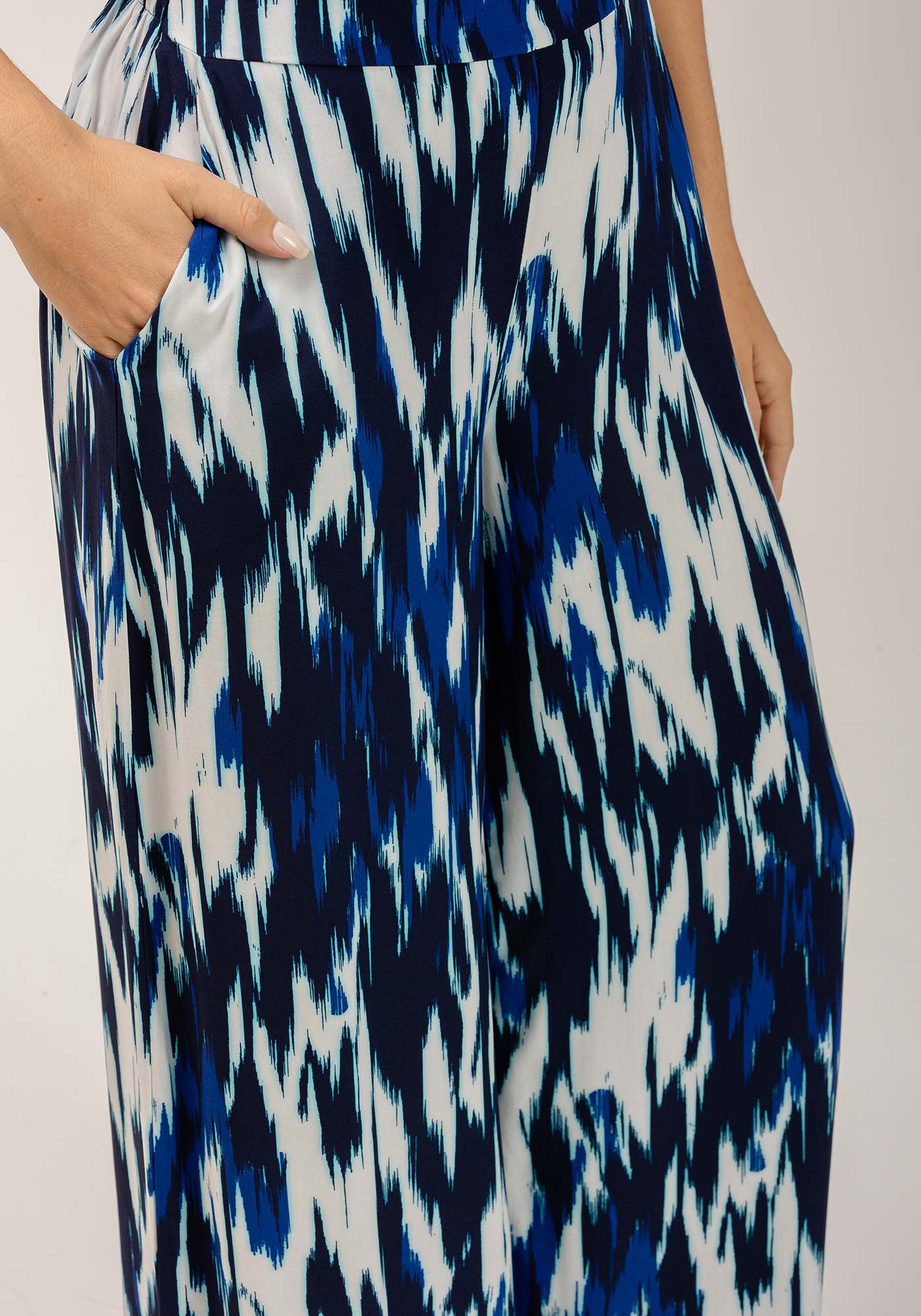 Cal&ccedil;a Pantalona em Viscose Estampada, , large.