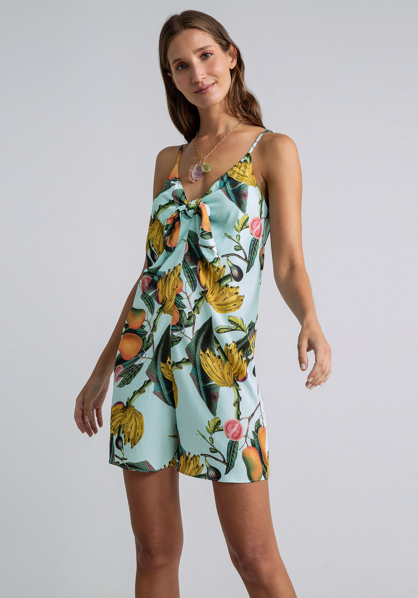 Macac&atilde;o Curto La&ccedil;o Decote Estampado, BEM ESTAR, large.