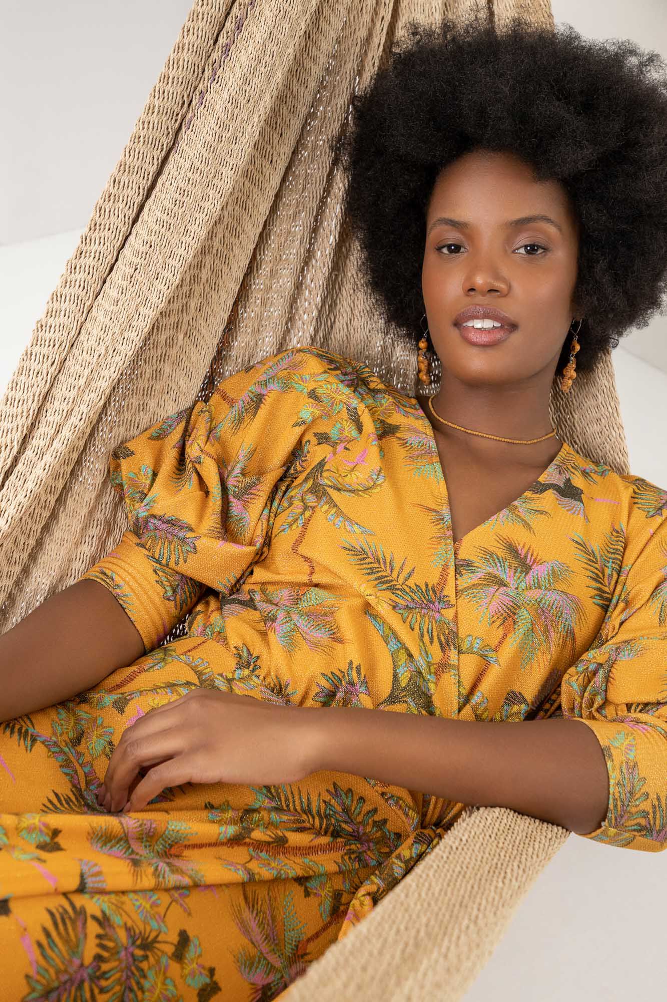 Vestido Midi Transpassado com Leve Brilho, , large.