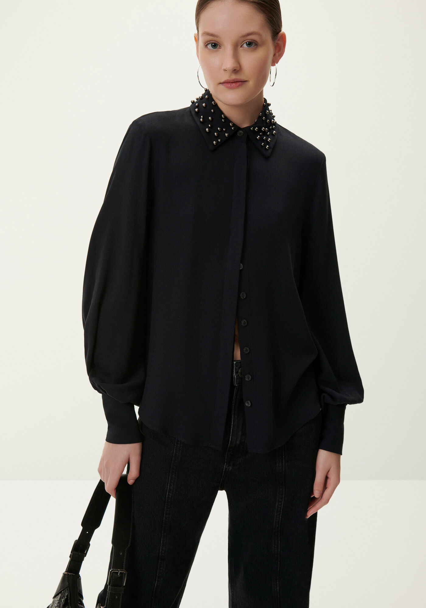 Camisa Manga Longa Bufante com P&eacute;rolas Gola, , large.