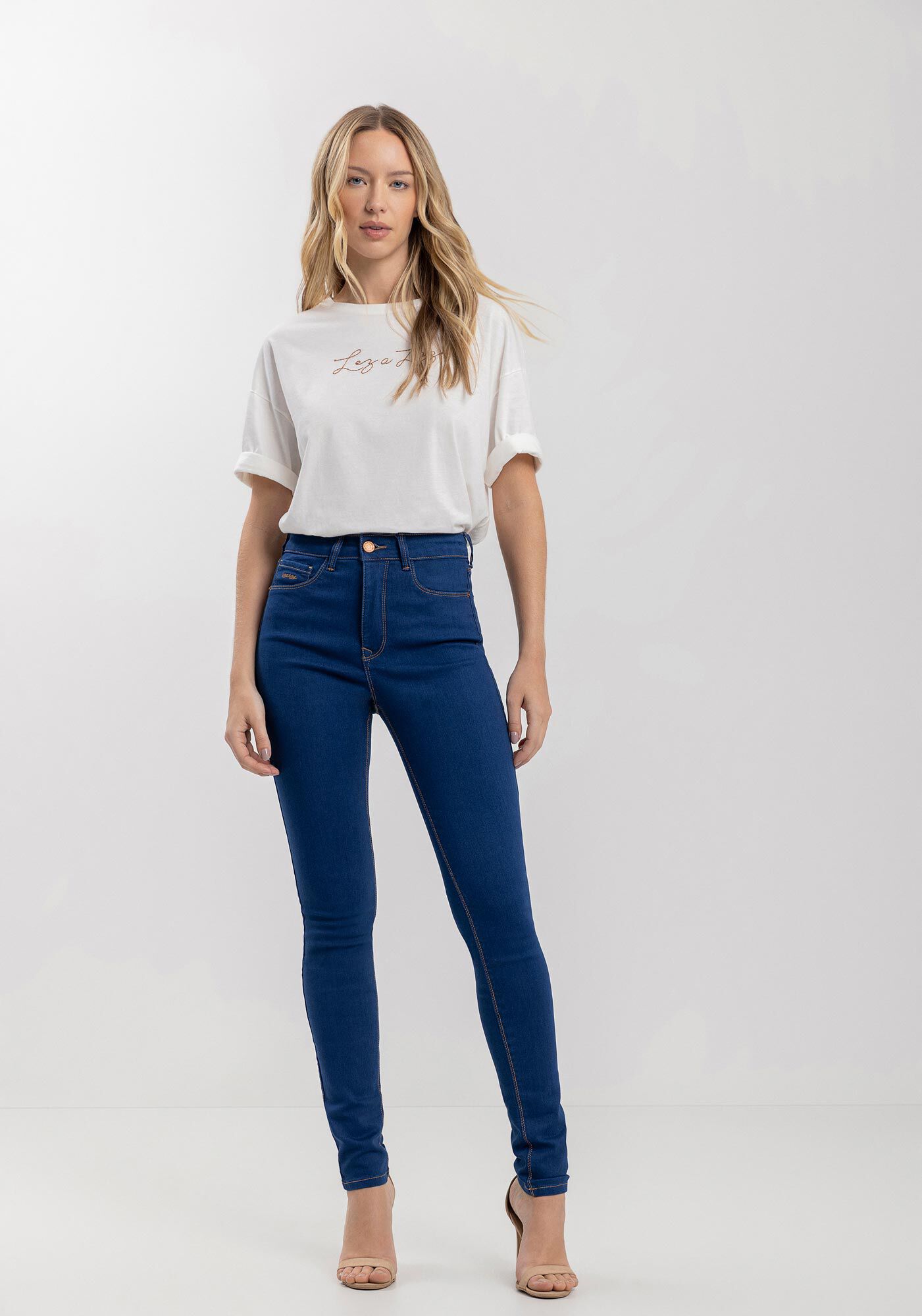 Cal&ccedil;a Jeans Skinny Com Cintura Alta E Costura Pespontada, , large.