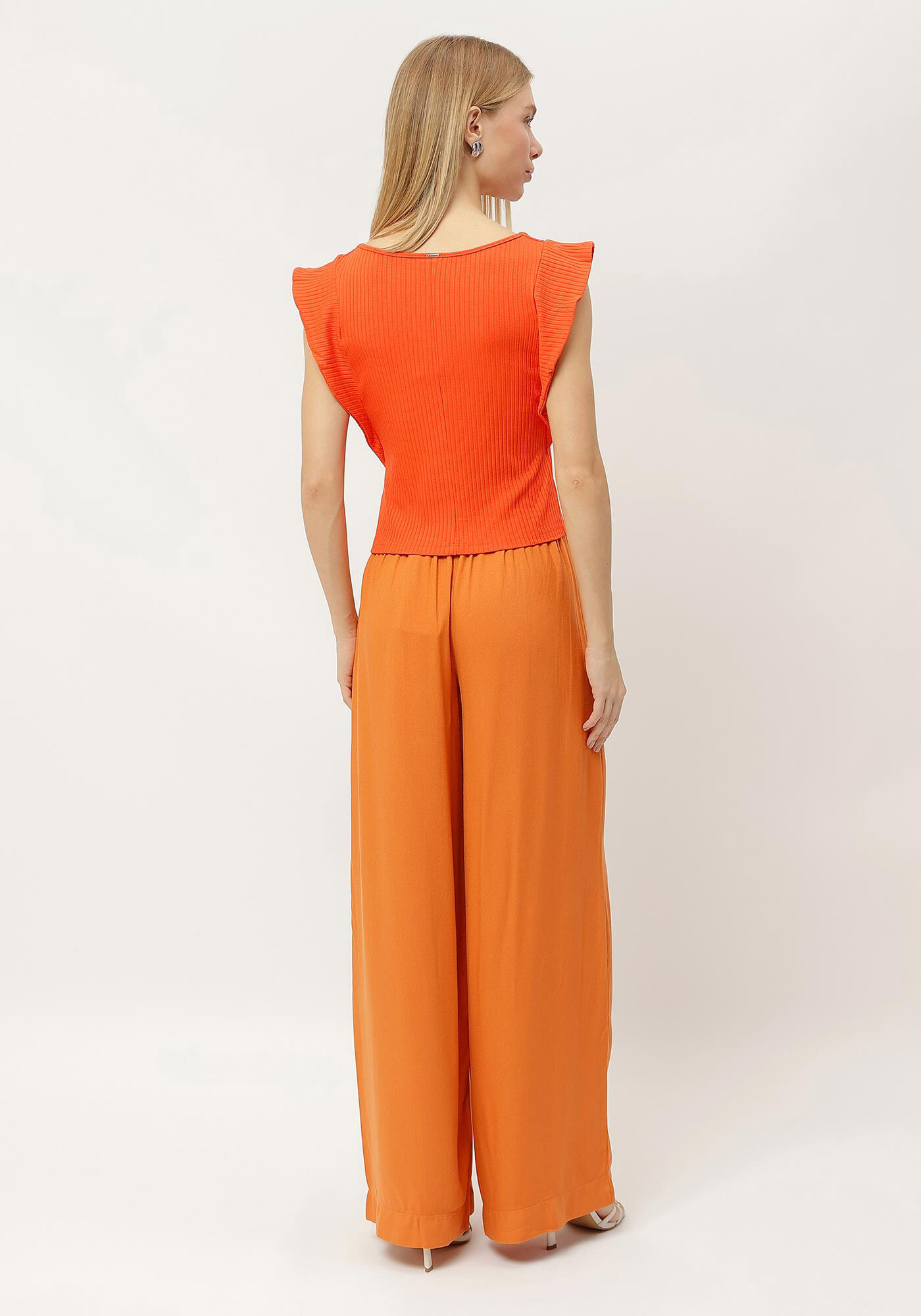 Blusa em Algod&atilde;o Respons&aacute;vel com Decote Quadrado, , large.