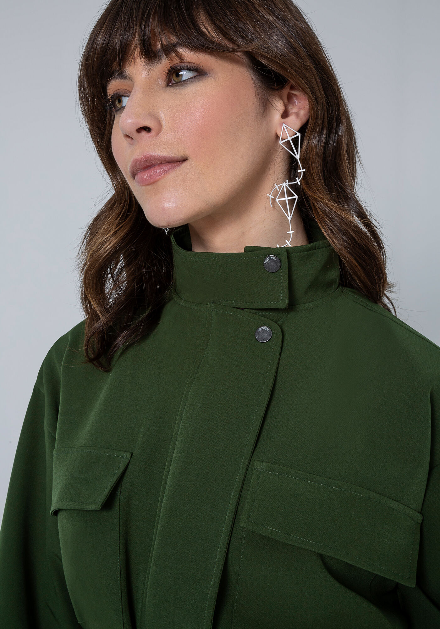 Jaqueta Tecido Petra com Bolsos e Faixa, VERDE IMENSIDAO, large.