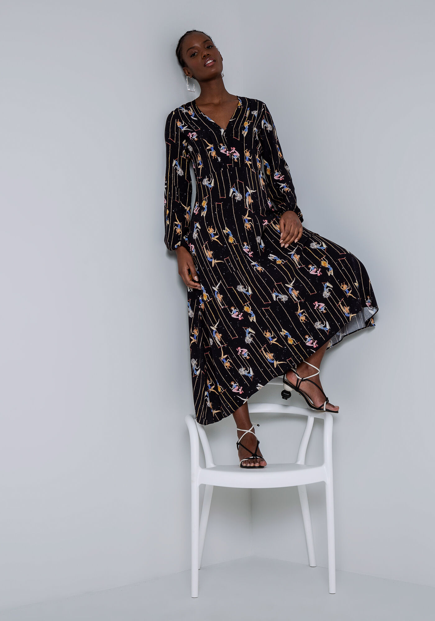 Vestido Longo em Viscose com Manga Longa e Faixa, , large.