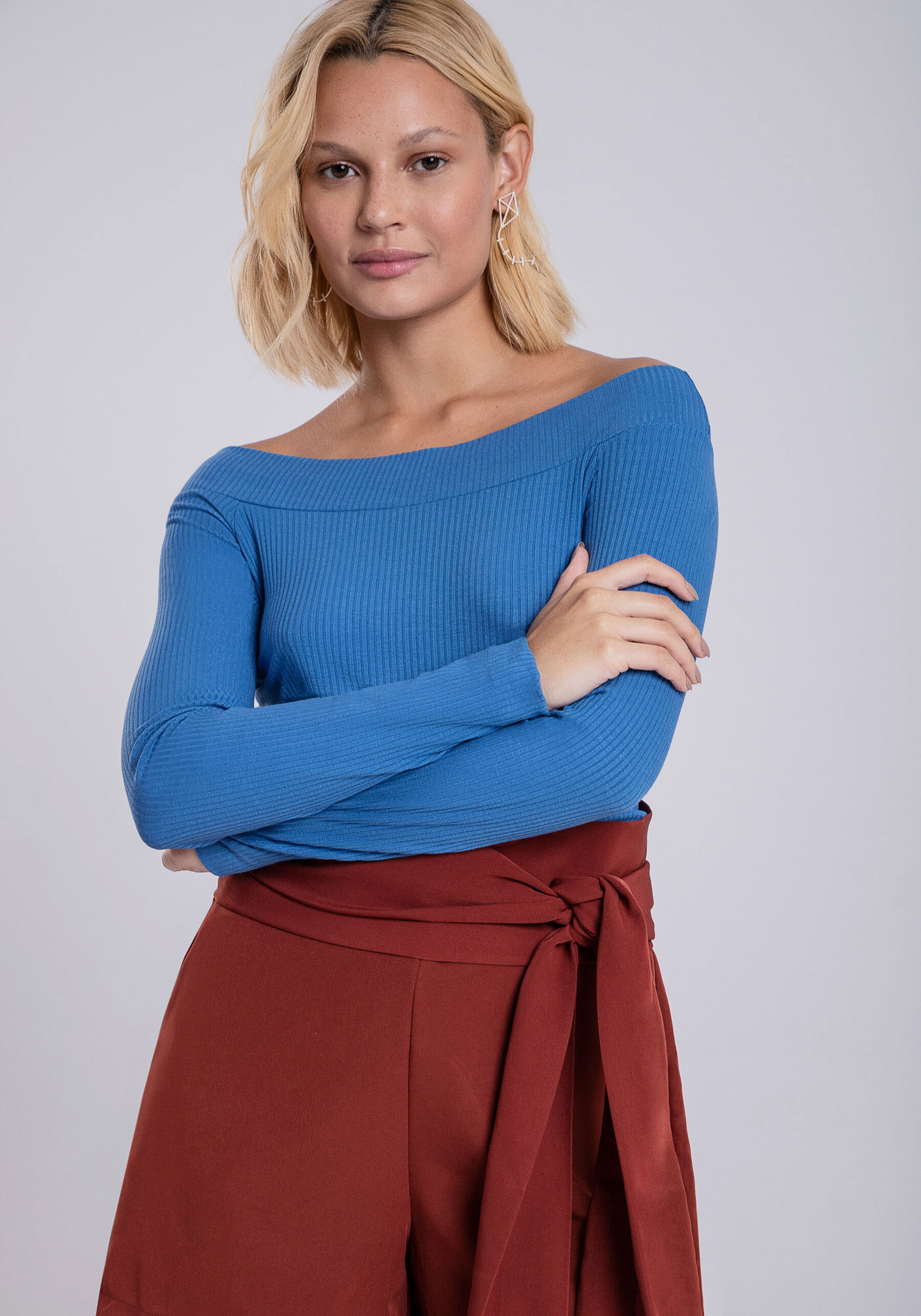 Blusa Manga Longa em Malha Ombro a Ombro, . Blusa Manga Longa em Malha Ombro a Ombro, , large.