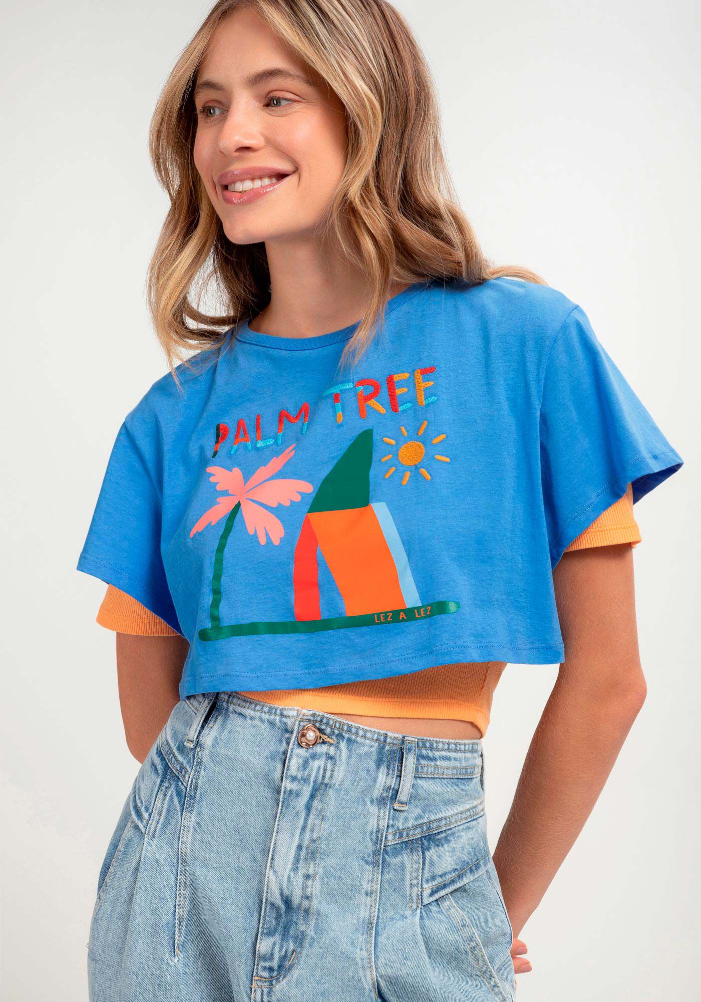 T-shirt Cropped em Malha Dupla com Bordado, , large.