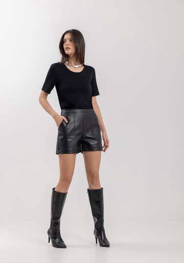 Shorts Curto Em Pu Com Bolsos Frontais E Cintura Média, PRETO REATIVO. Shorts Curto Em Pu Com Bolsos Frontais E Cintura Média, PRETO REATIVO, large.