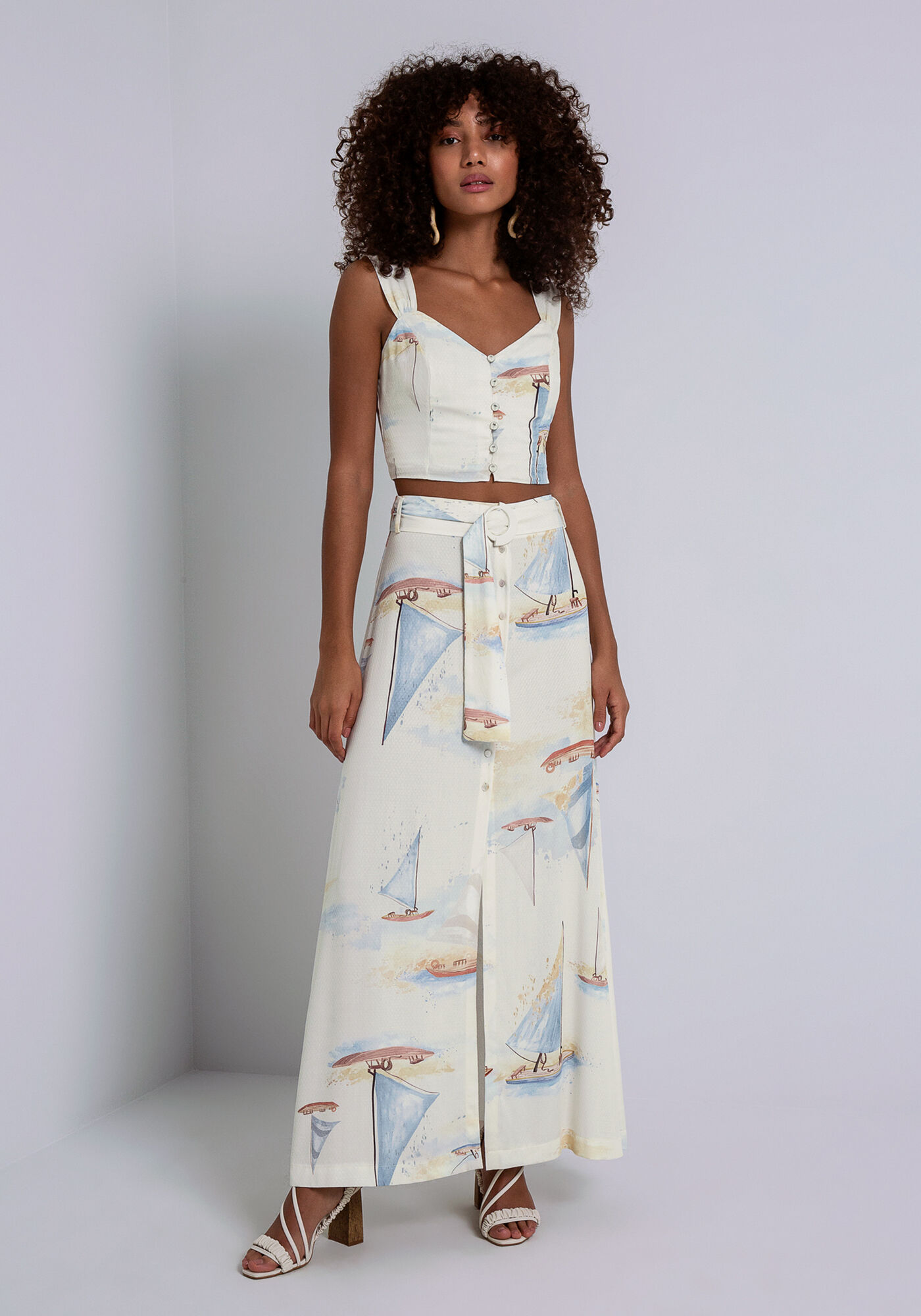 Blusa Cropped em Viscose com Bot&otilde;es, , large.